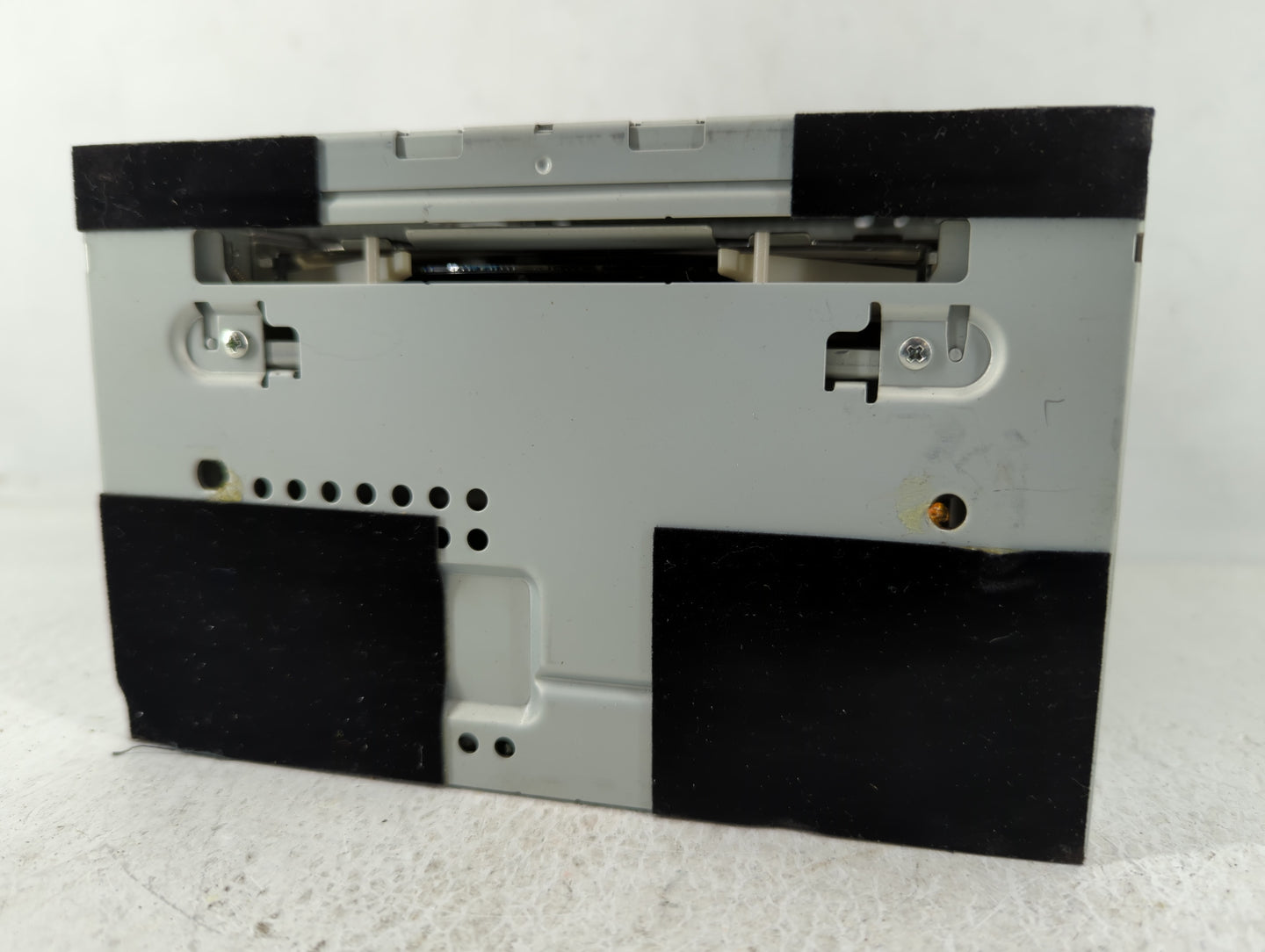 2010-2011 Ford Focus Radio AM FM Cd Player Receiver Replacement P/N:AS4T-19C157-AA Fits Fits 2010 2011 OEM Used Auto Parts -
