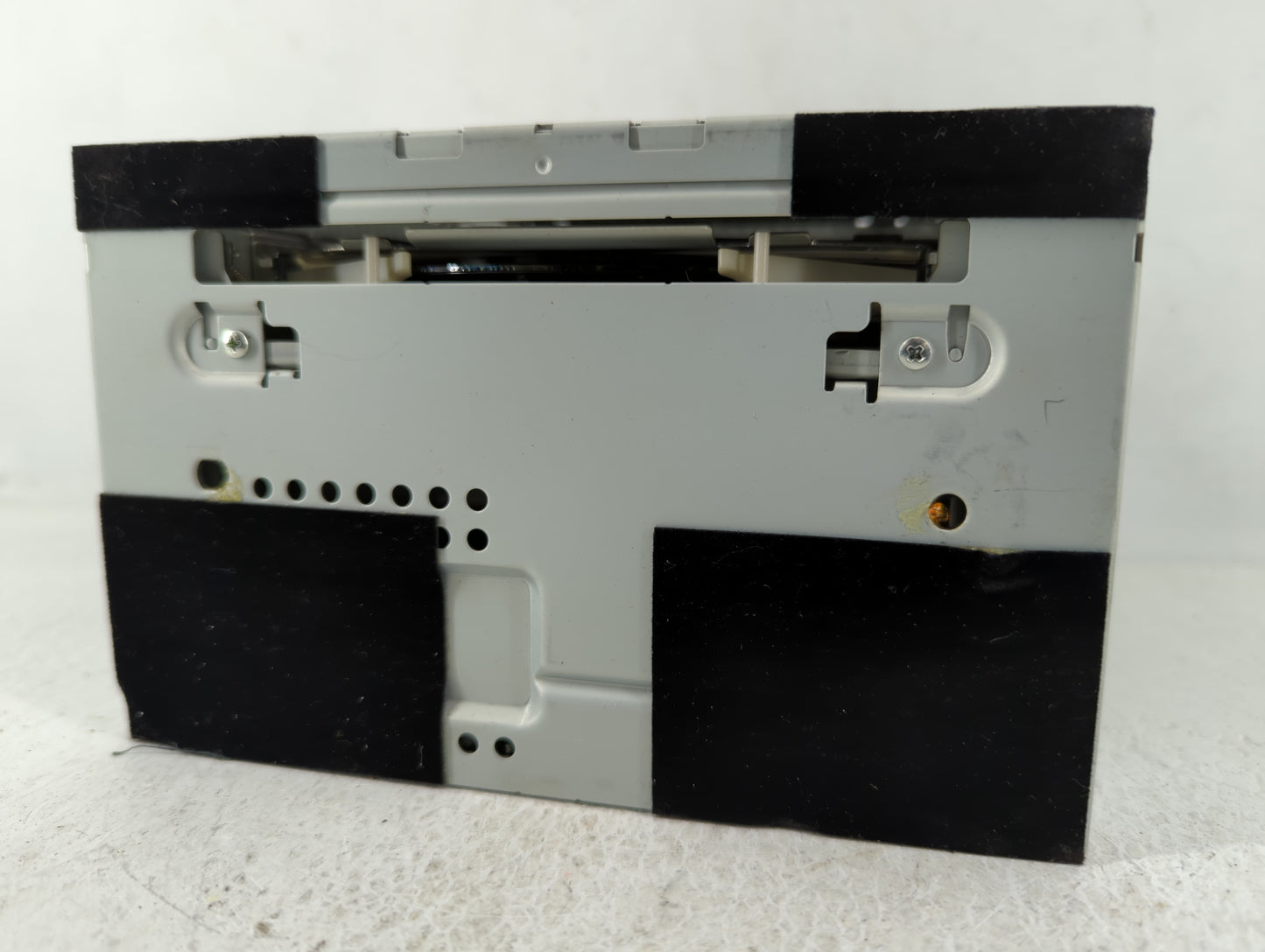 2010-2011 Ford Focus Radio AM FM Cd Player Receiver Replacement P/N:AS4T-19C157-AA Fits Fits 2010 2011 OEM Used Auto Parts -