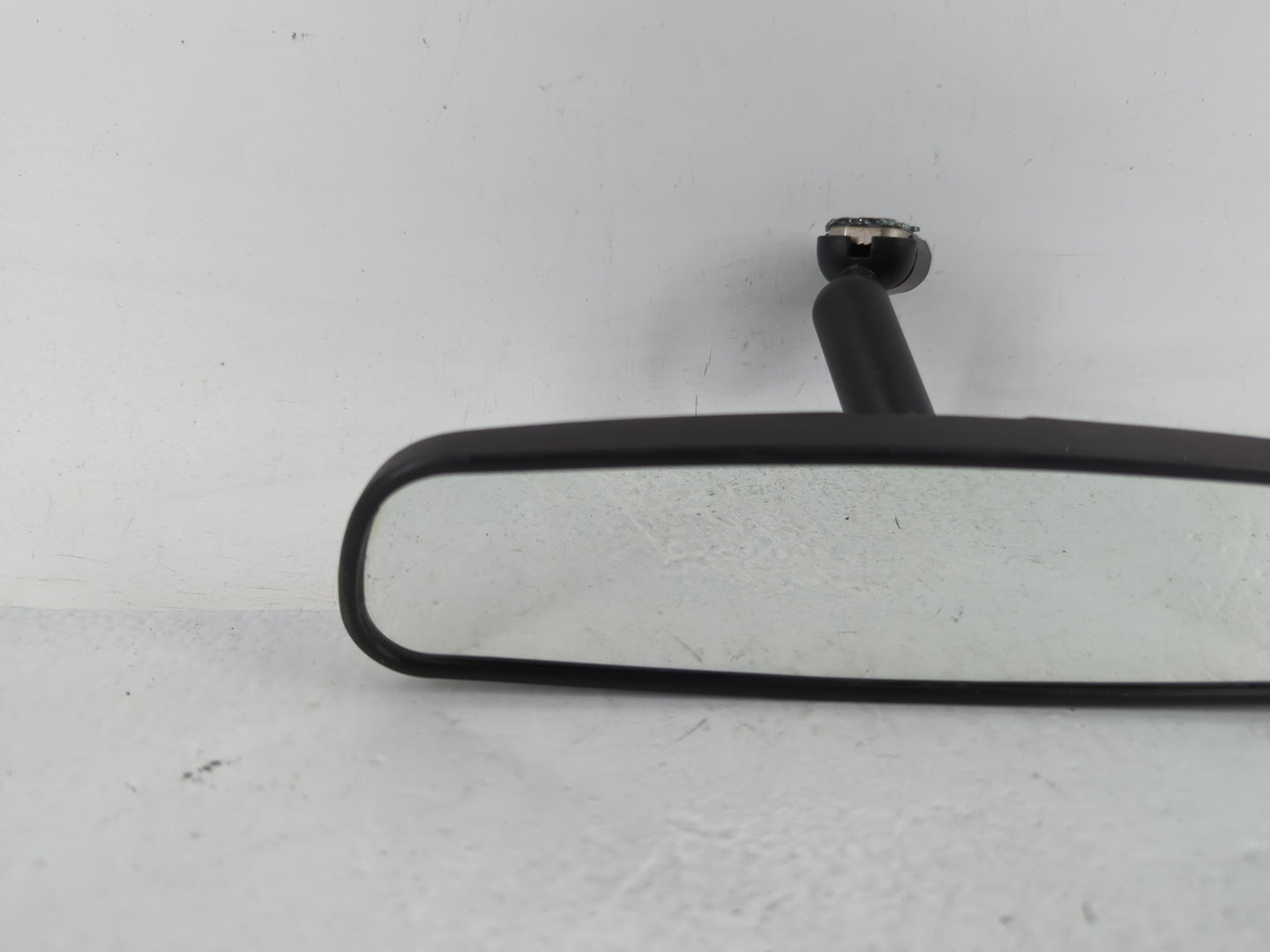 2010-2018 Ford Focus Interior Rear View Mirror Replacement OEM P/N:E8011681 Fits OEM Used Auto Parts - Oemusedautoparts1.com