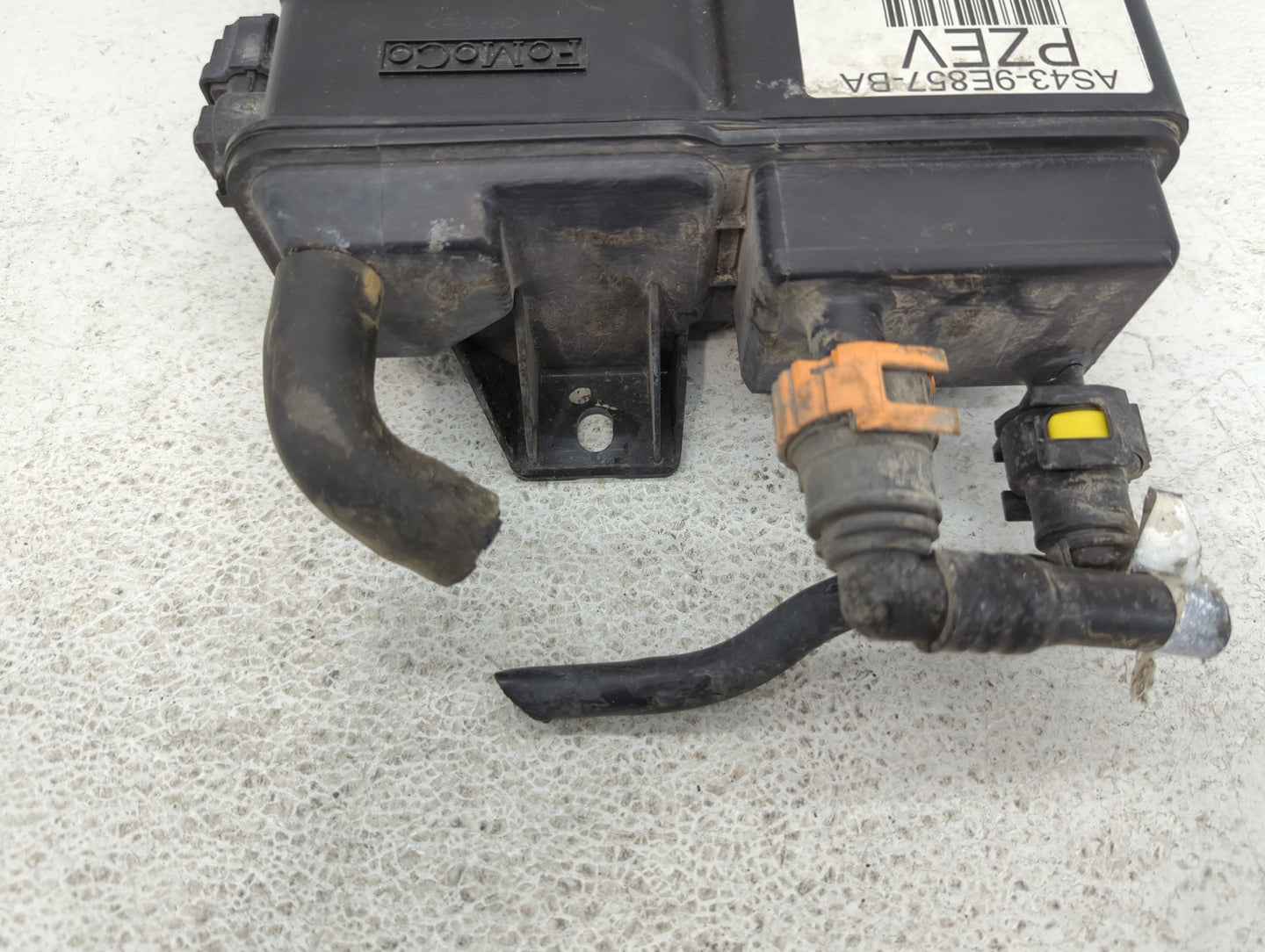 2011 Ford Focus Fuel Vapor Charcoal Canister - Oemusedautoparts1.com