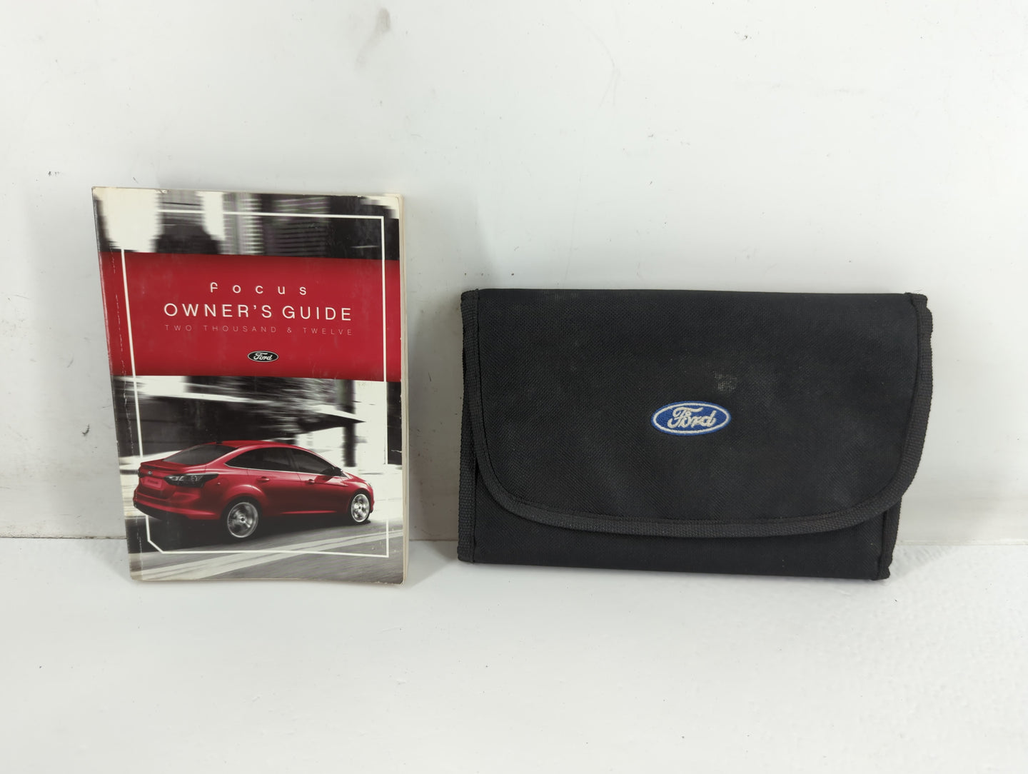 2011 Ford Focus Owners Manual Book Guide P/N:CM5J 19A321 AA OEM Used Auto Parts - Oemusedautoparts1.com