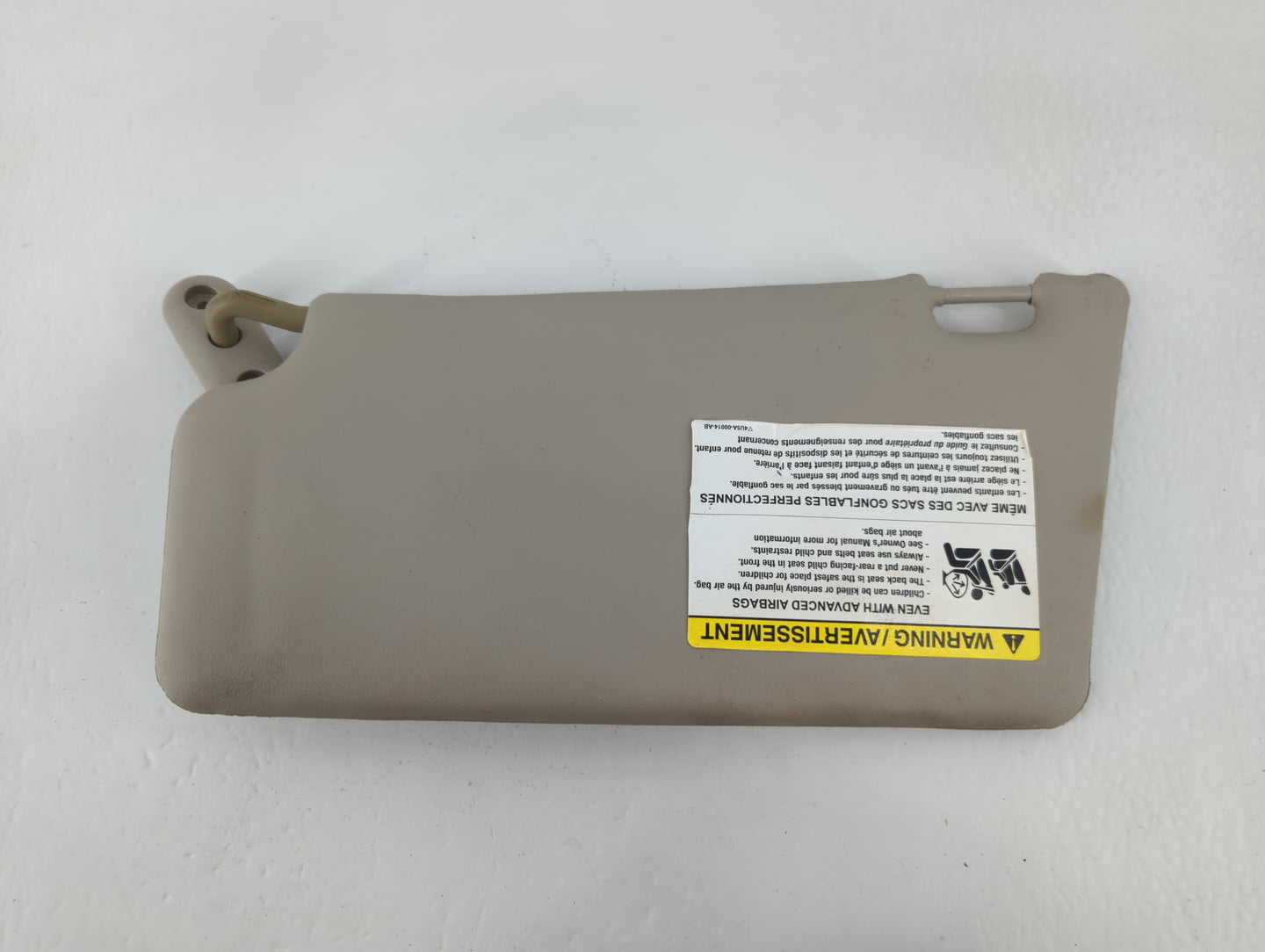 2008-2011 Ford Focus Sun Visor Shade Replacement Passenger Right Mirror Fits Fits 2008 2009 2010 2011 OEM Used Auto Parts - 