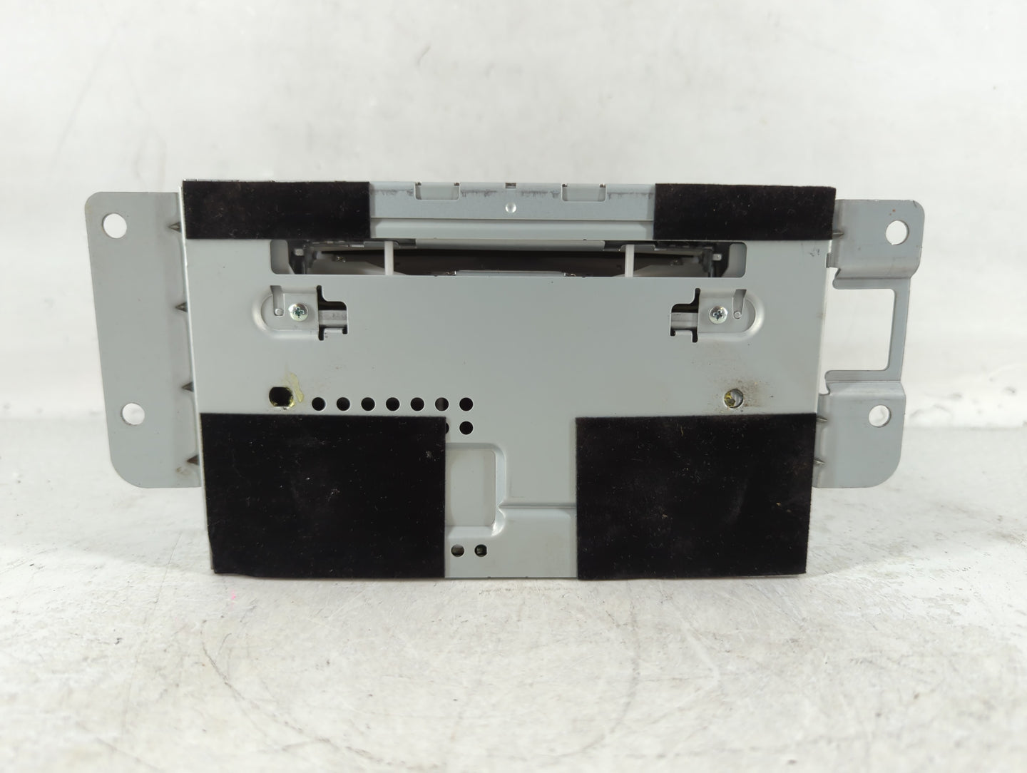 2010-2011 Ford Focus Radio AM FM Cd Player Receiver Replacement P/N:AS4T-18D822-AA Fits Fits 2010 2011 OEM Used Auto Parts -