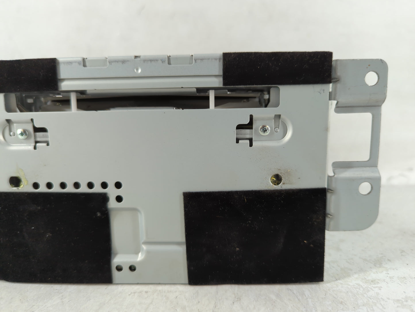 2010-2011 Ford Focus Radio AM FM Cd Player Receiver Replacement P/N:AS4T-18D822-AA Fits Fits 2010 2011 OEM Used Auto Parts -