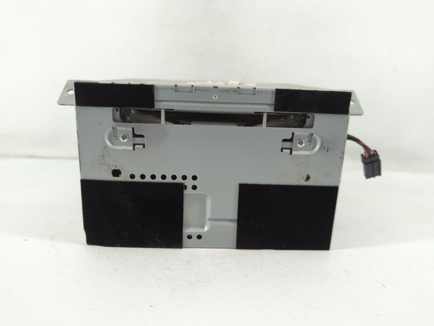 2010-2011 Ford Focus Radio AM FM Cd Player Receiver Replacement P/N:AS4T-19C157-AA Fits Fits 2010 2011 OEM Used Auto Parts -