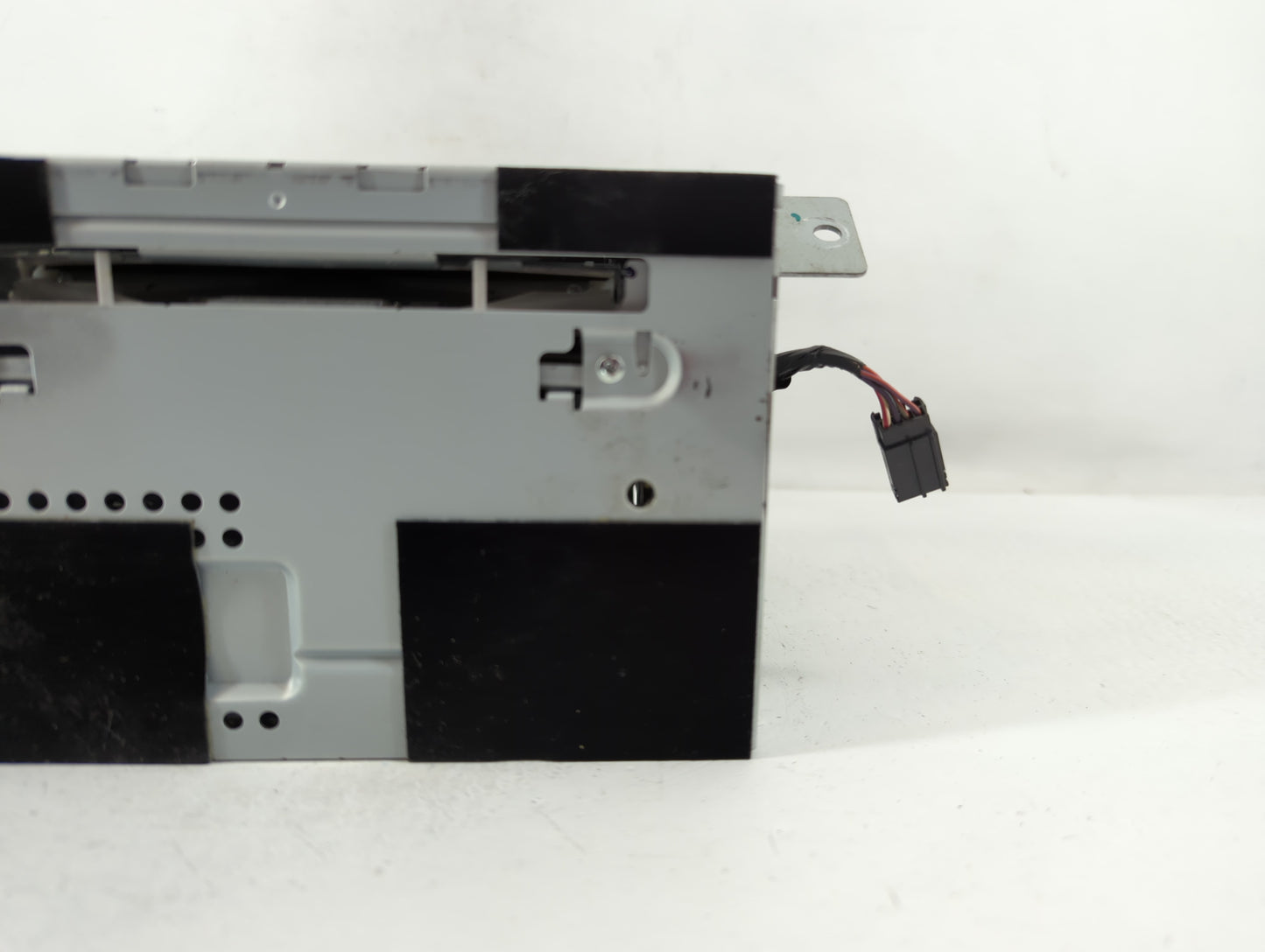 2010-2011 Ford Focus Radio AM FM Cd Player Receiver Replacement P/N:AS4T-19C157-AA Fits Fits 2010 2011 OEM Used Auto Parts -