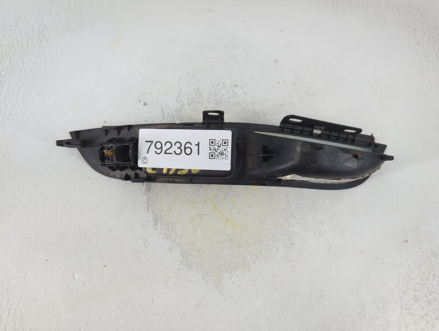 2011 Ford Focus Front Right Passenger Interior Door Panel Trim Black - Oemusedautoparts1.com