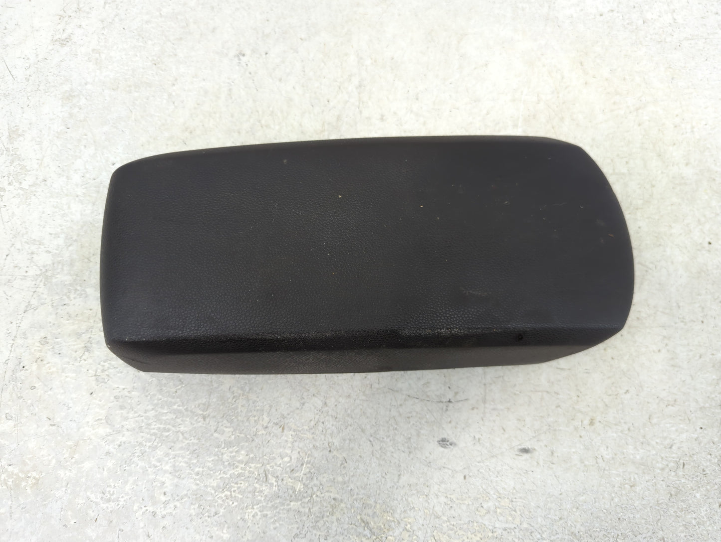 2012-2014 Ford Focus Center Console Armrest Cover Lid Fits Fits 2012 2013 2014 OEM Used Auto Parts - Oemusedautoparts1.com