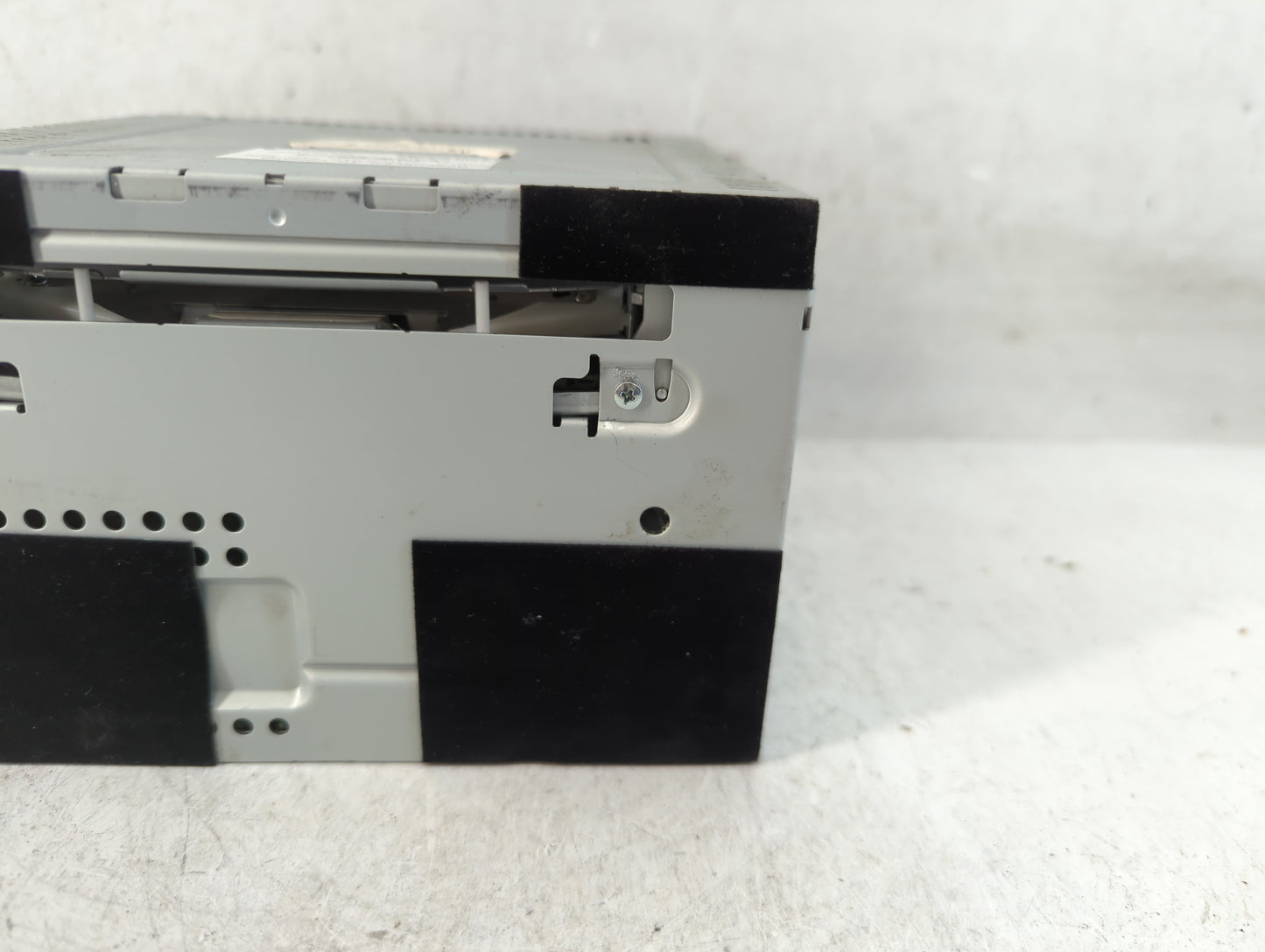 2010-2011 Ford Focus Radio AM FM Cd Player Receiver Replacement P/N:AS4T-18D822-AA Fits Fits 2010 2011 OEM Used Auto Parts -