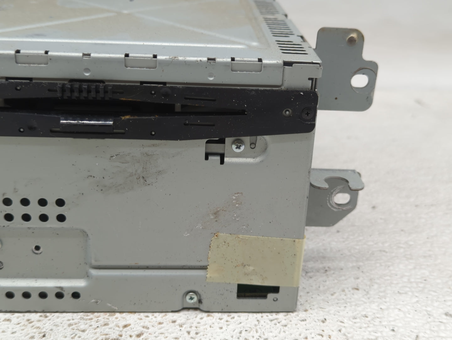 2011-2012 Ford Fusion Radio AM FM Cd Player Receiver Replacement P/N:BE5T-19C157-AA Fits Fits 2011 2012 OEM Used Auto Parts 
