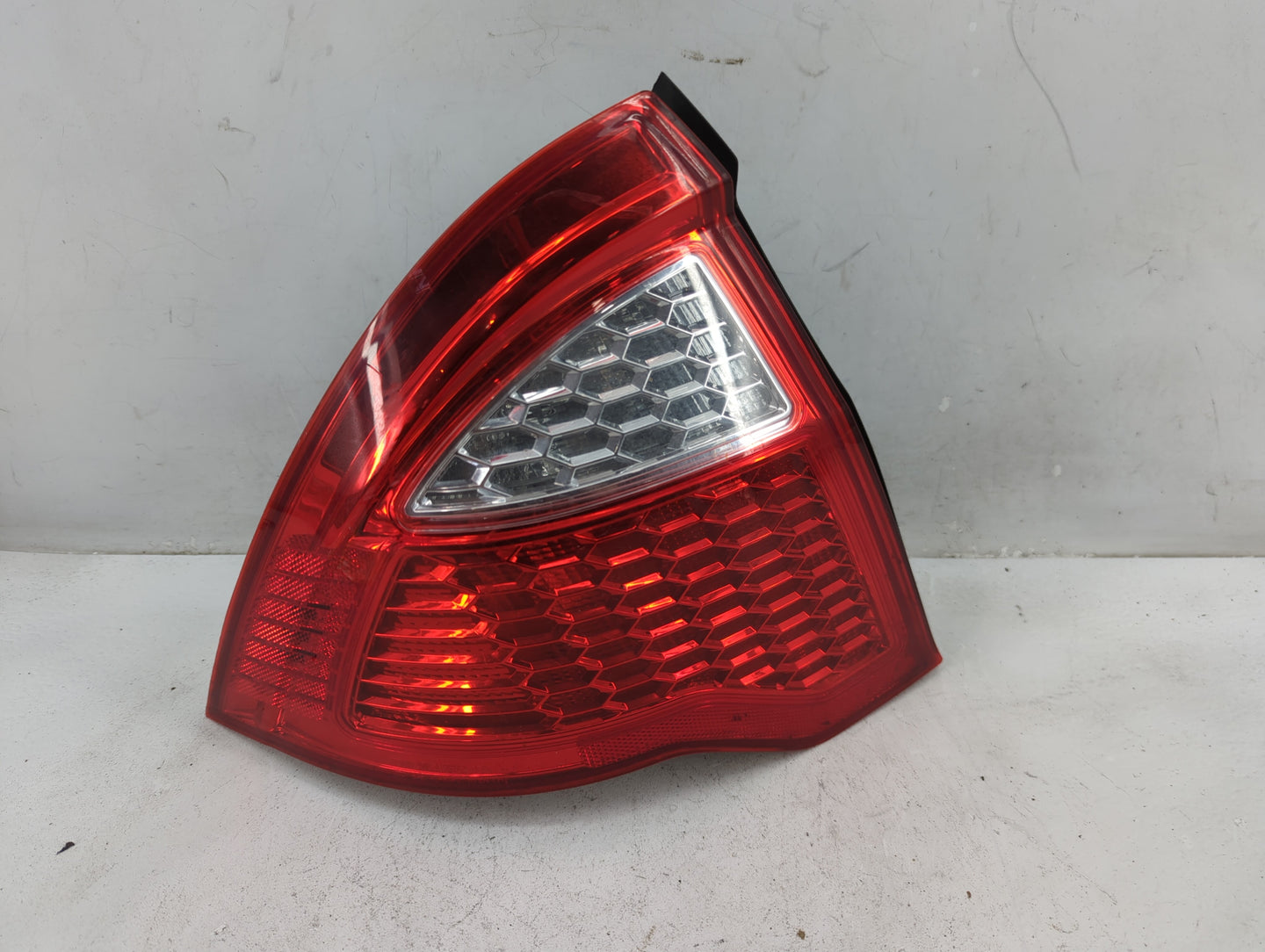2010-2012 Ford Fusion Tail Light Assembly Driver Left OEM Fits Fits 2010 2011 2012 OEM Used Auto Parts - Oemusedautoparts1.c