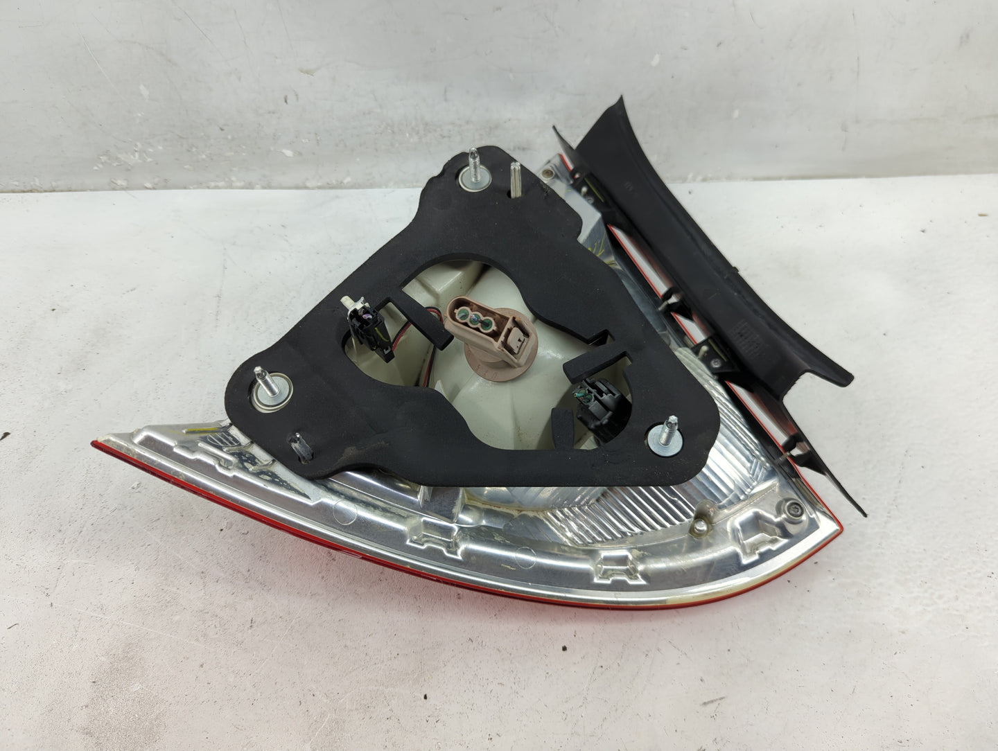 2010-2012 Ford Fusion Tail Light Assembly Driver Left OEM Fits Fits 2010 2011 2012 OEM Used Auto Parts - Oemusedautoparts1.c