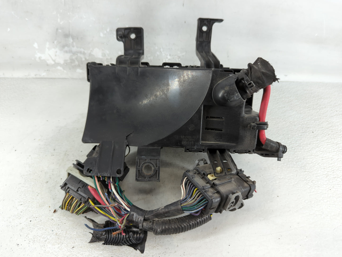 2010-2012 Ford Fusion Fusebox Fuse Box Panel Relay Module P/N:BE5T-14290-F Fits Fits 2010 2011 2012 OEM Used Auto Parts - Oe