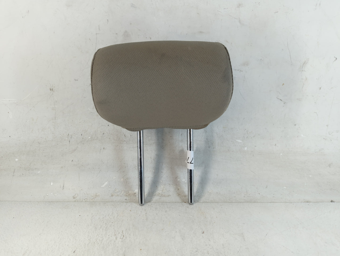 2011-2012 Ford Fusion Headrest Head Rest Front Driver Passenger Seat Fits Fits 2011 2012 OEM Used Auto Parts - Oemusedautopa