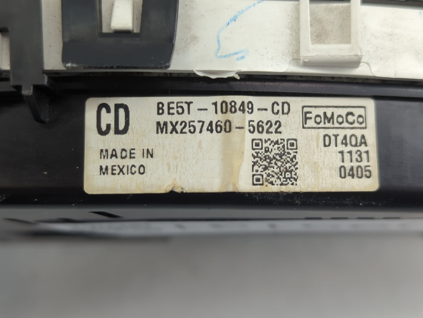 2011-2012 Ford Fusion Instrument Cluster Speedometer Gauges P/N:BE5T-10849-CD Fits Fits 2011 2012 OEM Used Auto Parts - Oemu