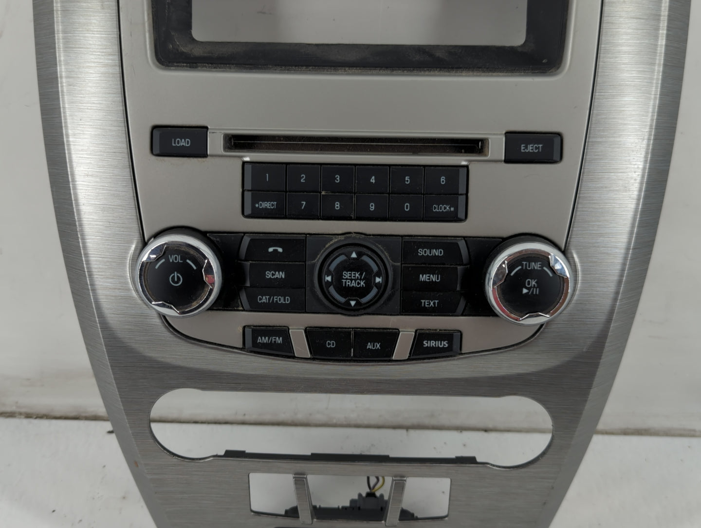 2010-2012 Ford Fusion Radio AM FM Cd Player Receiver Replacement P/N:9E5T-18A802-AE Fits Fits 2010 2011 2012 OEM Used Auto P