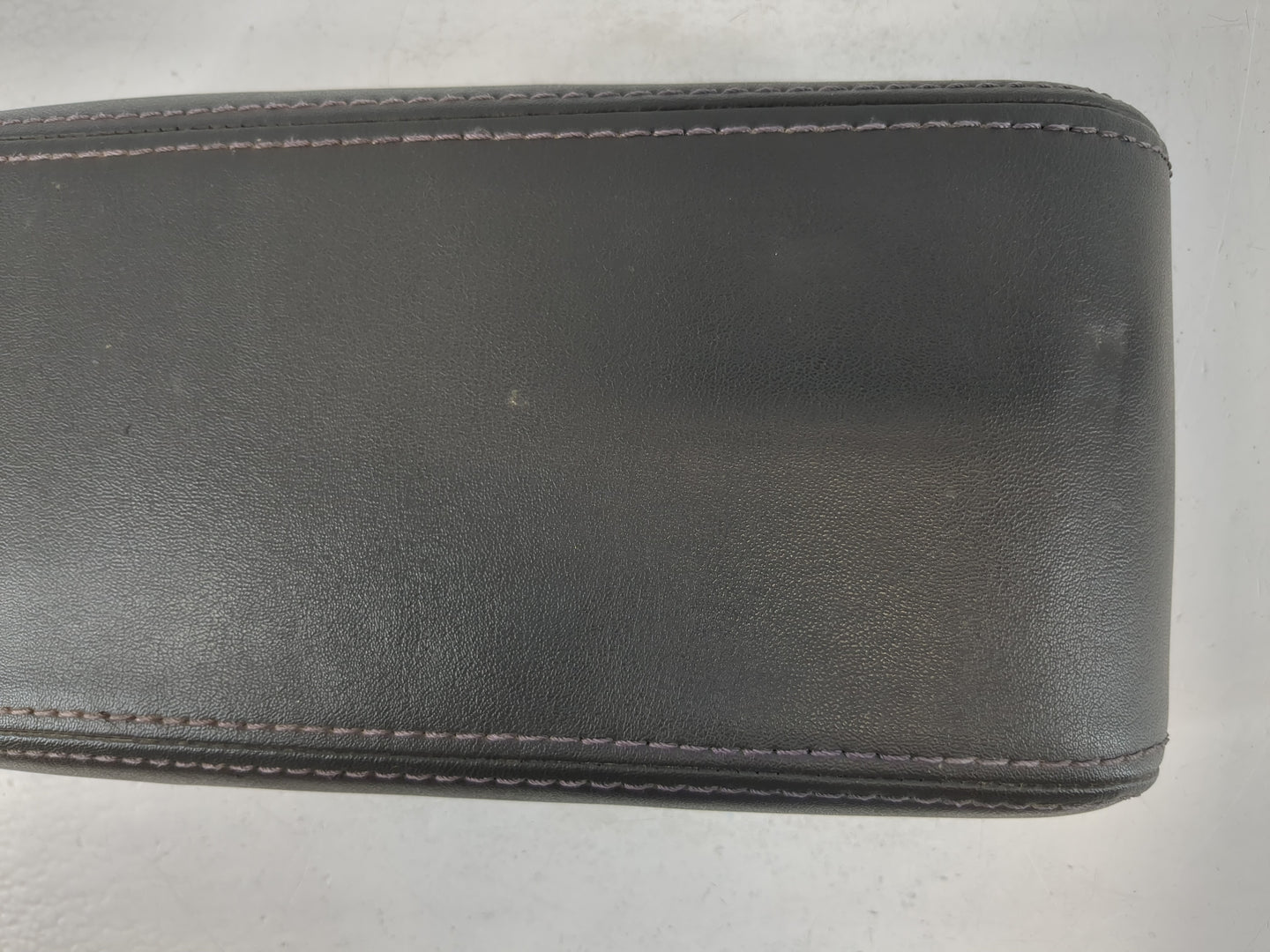 2010-2012 Ford Fusion Center Console Armrest Cover Lid Fits Fits 2010 2011 2012 OEM Used Auto Parts - Oemusedautoparts1.com