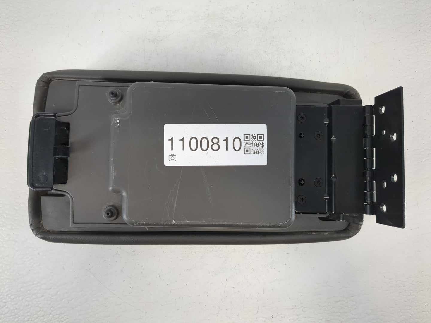 2010-2012 Ford Fusion Center Console Armrest Cover Lid Fits Fits 2010 2011 2012 OEM Used Auto Parts - Oemusedautoparts1.com