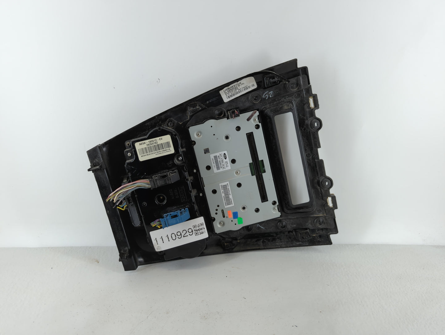 2010-2012 Ford Fusion Radio AM FM Cd Player Receiver Replacement P/N:9E5T-18A802-AE Fits Fits 2010 2011 2012 OEM Used Auto P