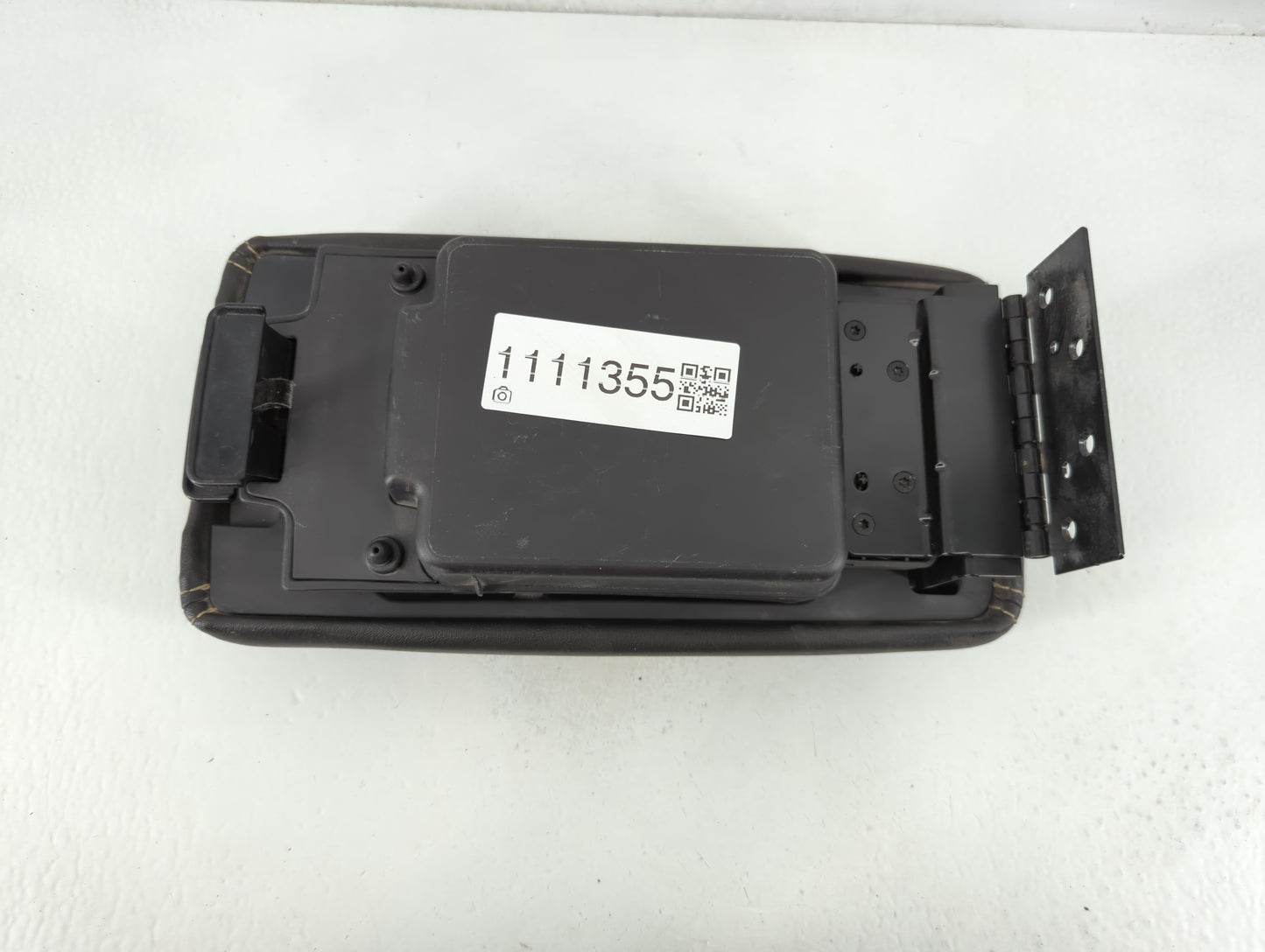 2011 Ford Fusion Center Console Armrest Cover Lid P/N:6E53-5406050-AA Fits OEM Used Auto Parts - Oemusedautoparts1.com