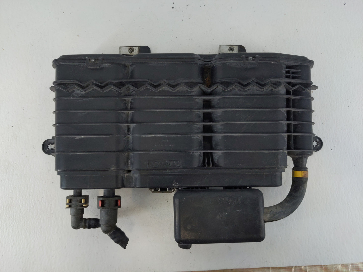 2011 Ford Fusion Fuel Vapor Charcoal Canister - Oemusedautoparts1.com