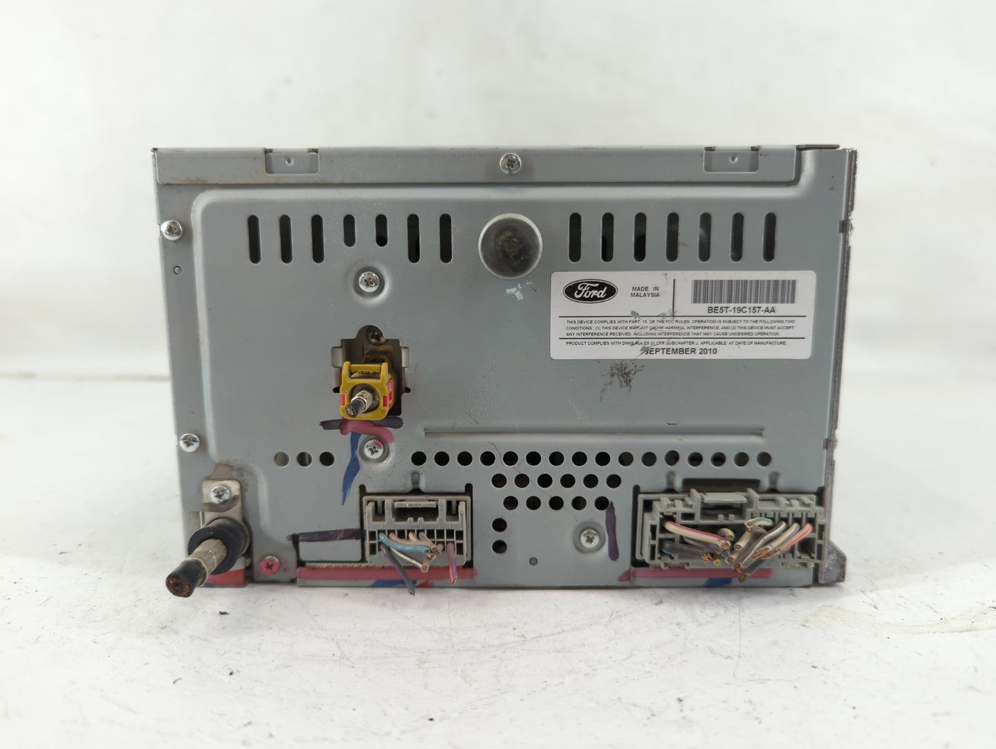 2010-2012 Ford Fusion Radio AM FM Cd Player Receiver Replacement P/N:BE5T-19C157-AA Fits Fits 2010 2011 2012 OEM Used Auto P