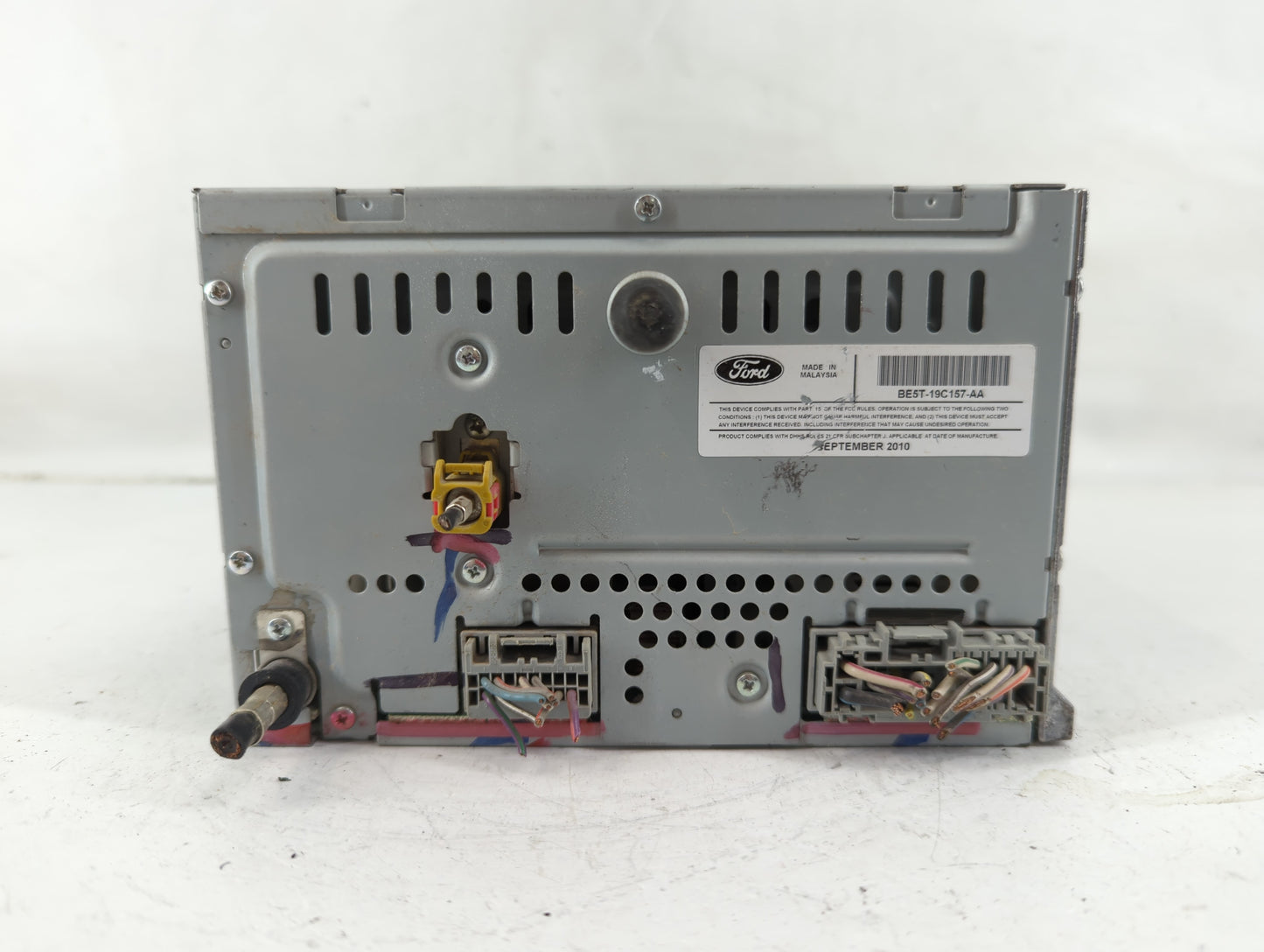2010-2012 Ford Fusion Radio AM FM Cd Player Receiver Replacement P/N:BE5T-19C157-AA Fits Fits 2010 2011 2012 OEM Used Auto P