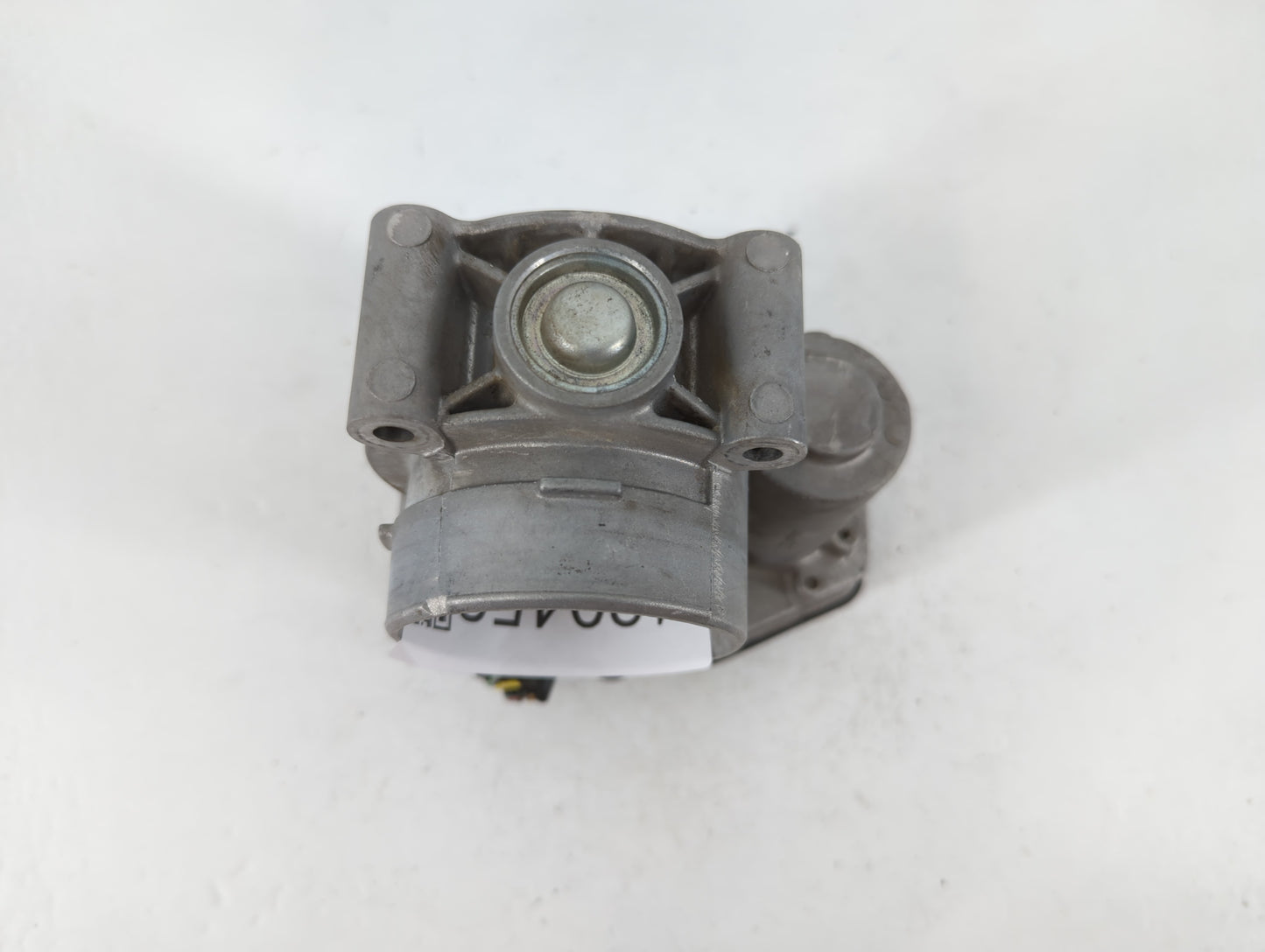 2010-2012 Ford Fusion Throttle Body P/N:9L8E-BF Fits Fits 2009 2010 2011 2012 OEM Used Auto Parts - Oemusedautoparts1.com