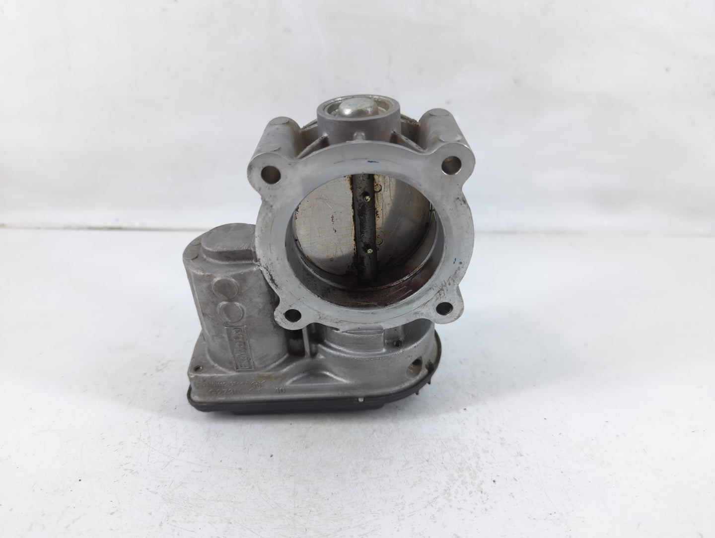 2010-2012 Ford Fusion Throttle Body P/N:9L8E-BF Fits Fits 2009 2010 2011 2012 OEM Used Auto Parts - Oemusedautoparts1.com