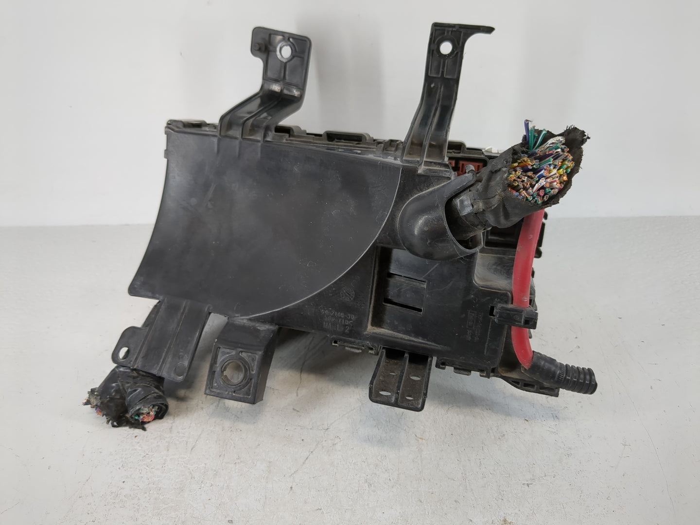 2010-2012 Ford Fusion Fusebox Fuse Box Panel Relay Module P/N:BE5T-14290 Fits Fits 2010 2011 2012 OEM Used Auto Parts - Oemu