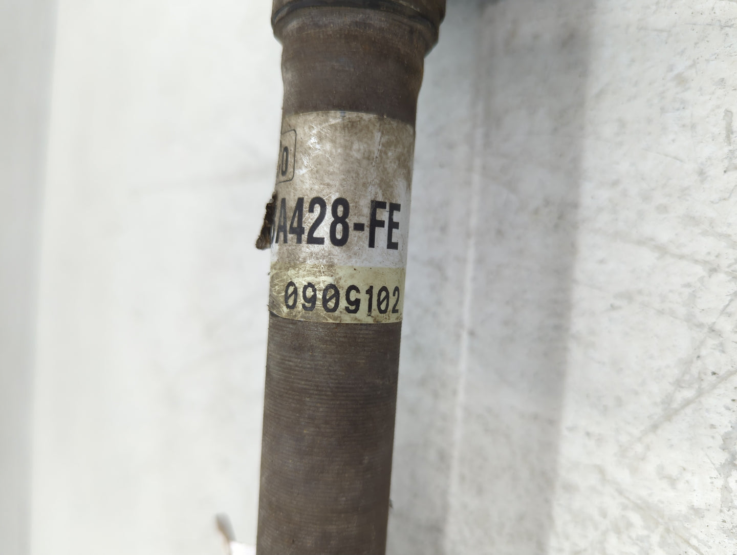 2010-2012 Ford Fusion Axle Shaft Front Driver Cv C/v - Oemusedautoparts1.com