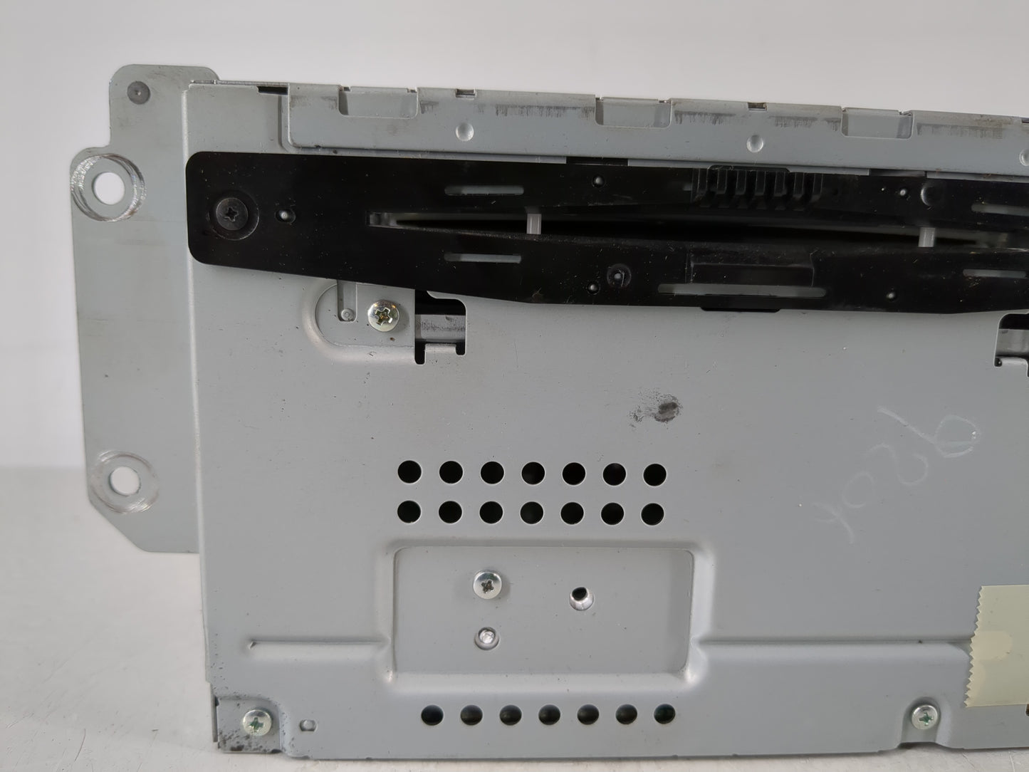 2010-2012 Ford Fusion Radio AM FM Cd Player Receiver Replacement P/N:BE5T-19C157-AA Fits Fits 2010 2011 2012 OEM Used Auto P