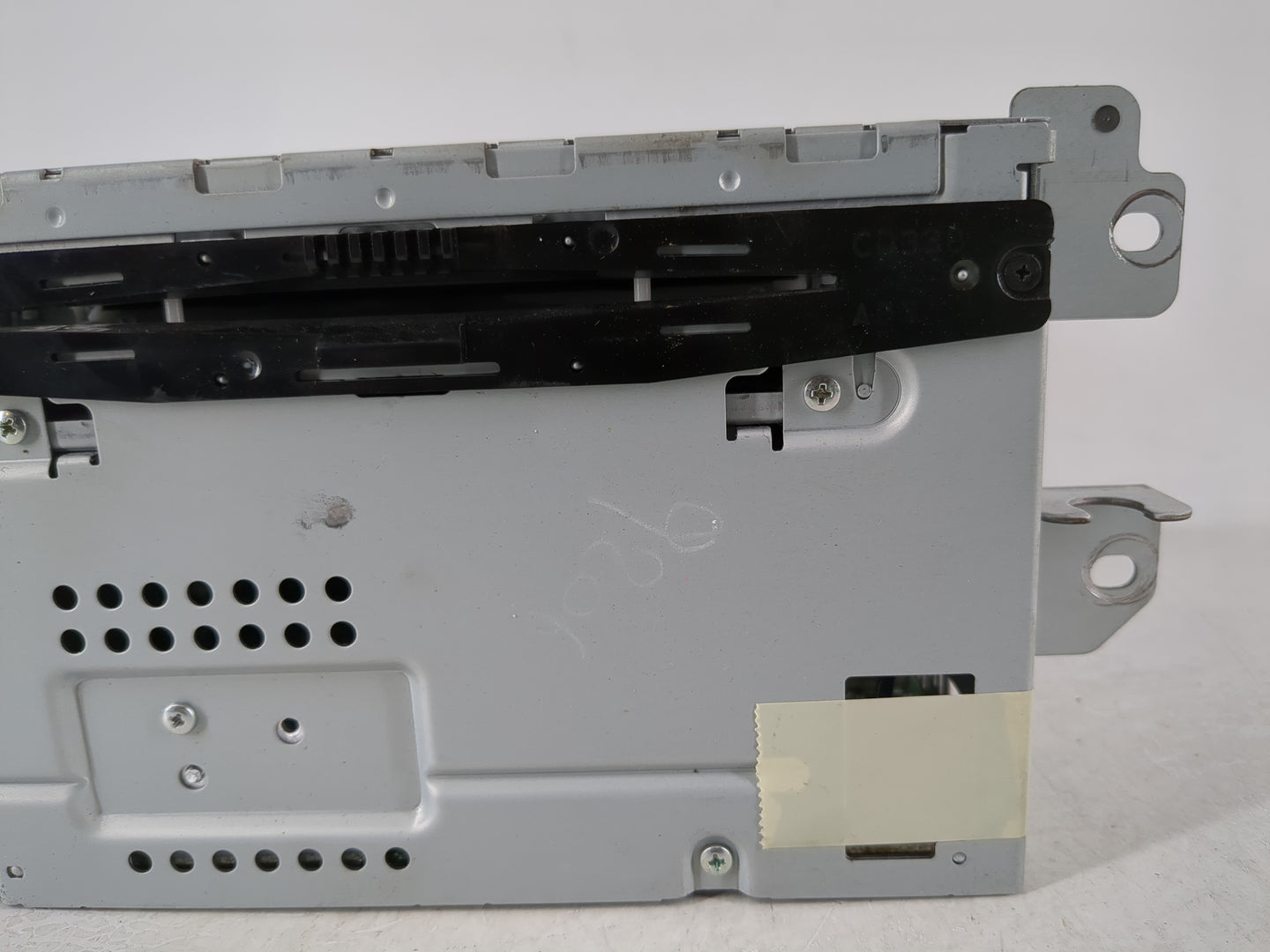 2010-2012 Ford Fusion Radio AM FM Cd Player Receiver Replacement P/N:BE5T-19C157-AA Fits Fits 2010 2011 2012 OEM Used Auto P