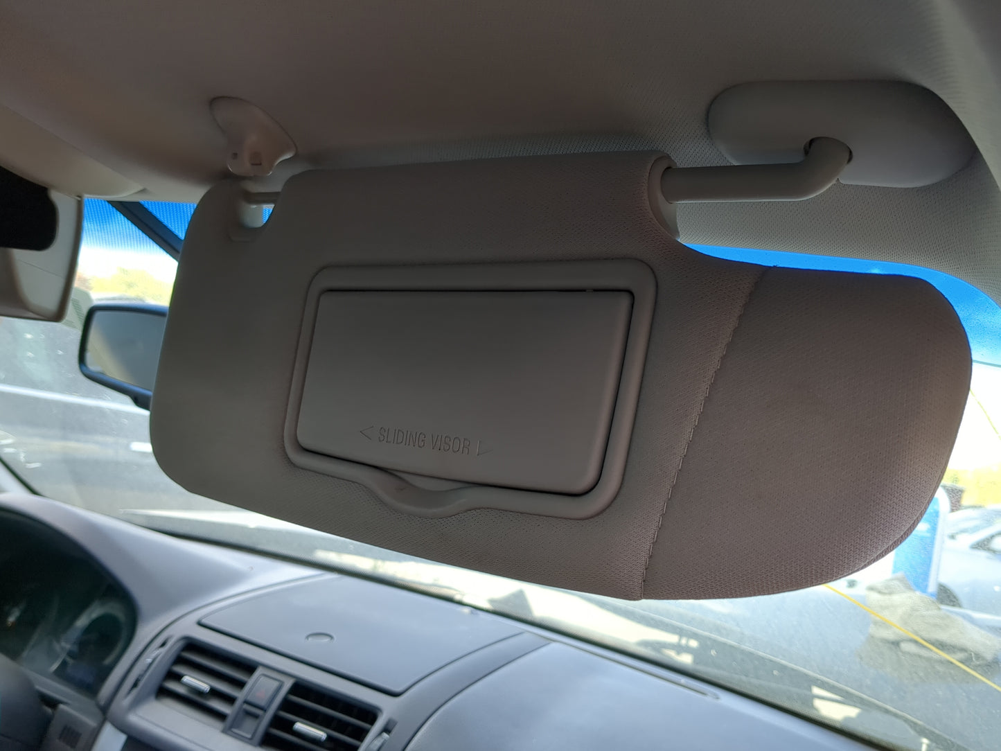 2010-2012 Ford Fusion Sun Visor Shade Replacement Passenger Right Mirror Fits Fits 2010 2011 2012 OEM Used Auto Parts - Oemu