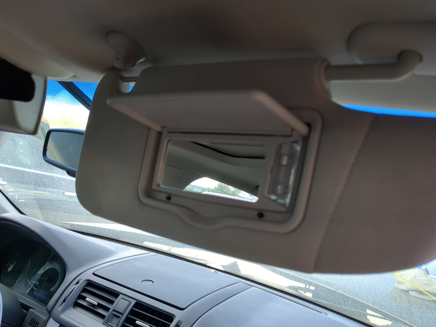 2010-2012 Ford Fusion Sun Visor Shade Replacement Passenger Right Mirror Fits Fits 2010 2011 2012 OEM Used Auto Parts - Oemu