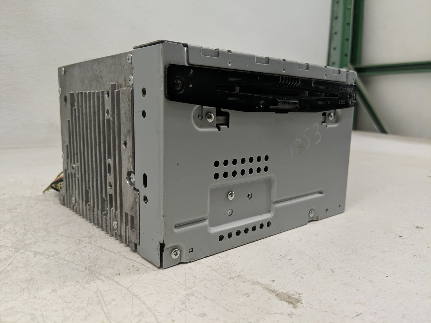 2011-2012 Ford Fusion Radio AM FM Cd Player Receiver Replacement P/N:BE5T-18D822-AB Fits Fits 2011 2012 OEM Used Auto Parts 