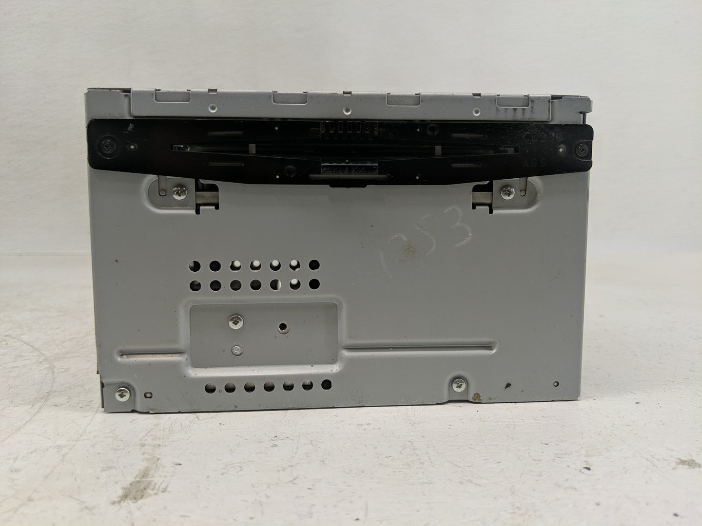 2011-2012 Ford Fusion Radio AM FM Cd Player Receiver Replacement P/N:BE5T-18D822-AB Fits Fits 2011 2012 OEM Used Auto Parts 