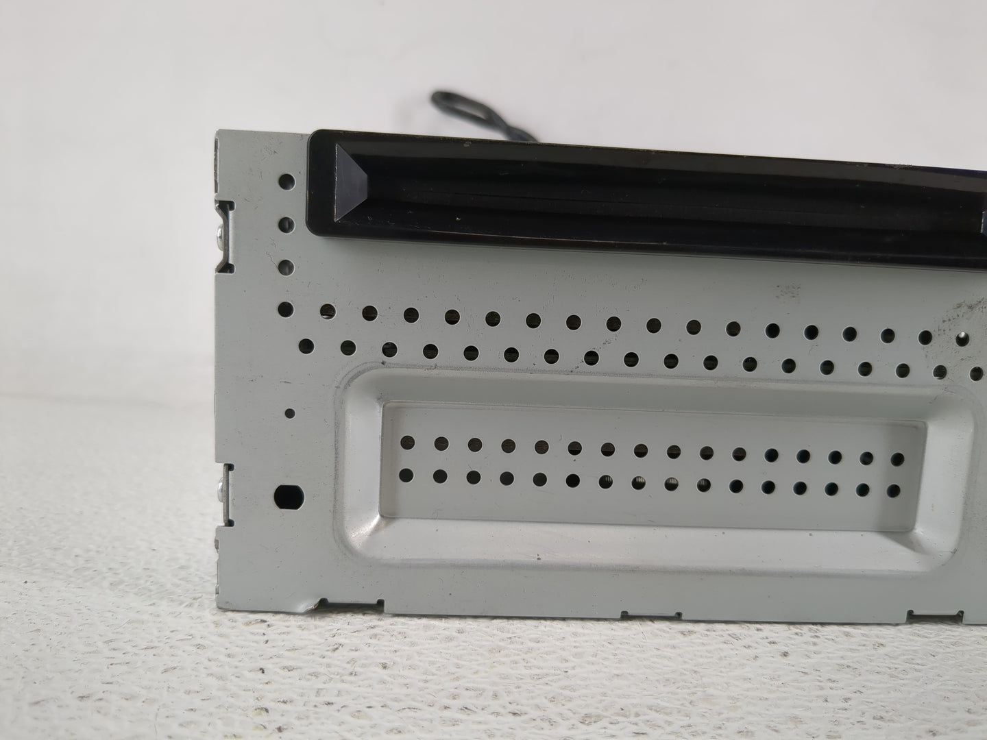 2011 Ford Fusion Radio AM FM Cd Player Receiver Replacement P/N:UQW1317 Fits OEM Used Auto Parts - Oemusedautoparts1.com