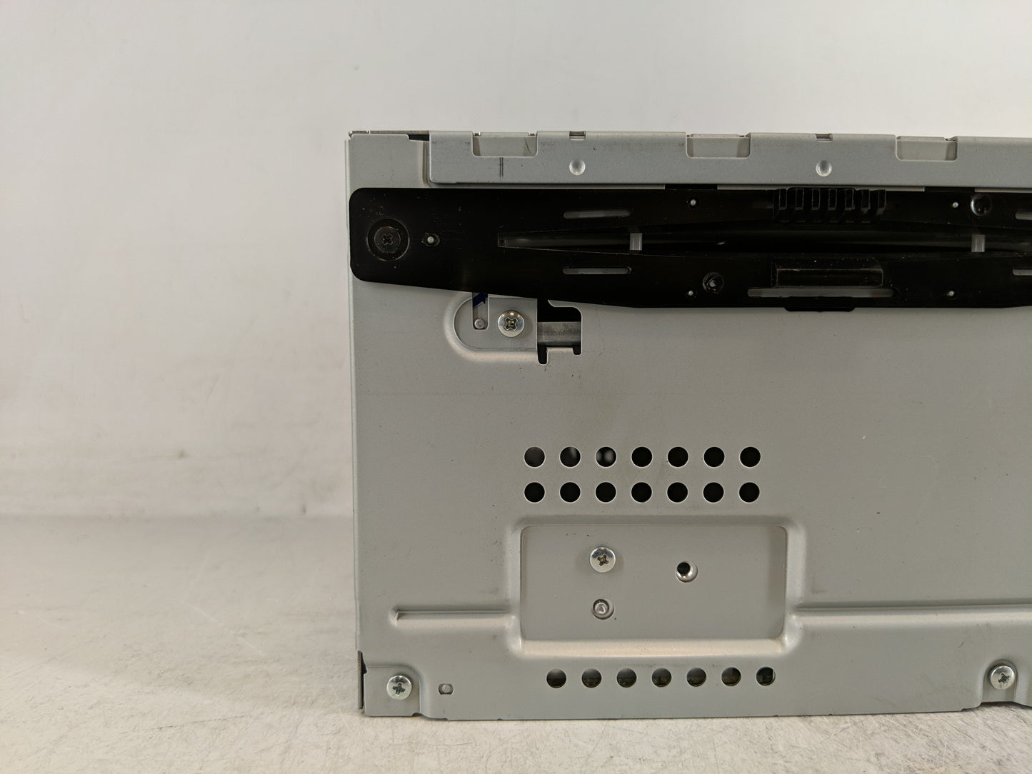 2010-2012 Ford Fusion Radio AM FM Cd Player Receiver Replacement P/N:BE5T-19C157-AB Fits Fits 2010 2011 2012 OEM Used Auto P