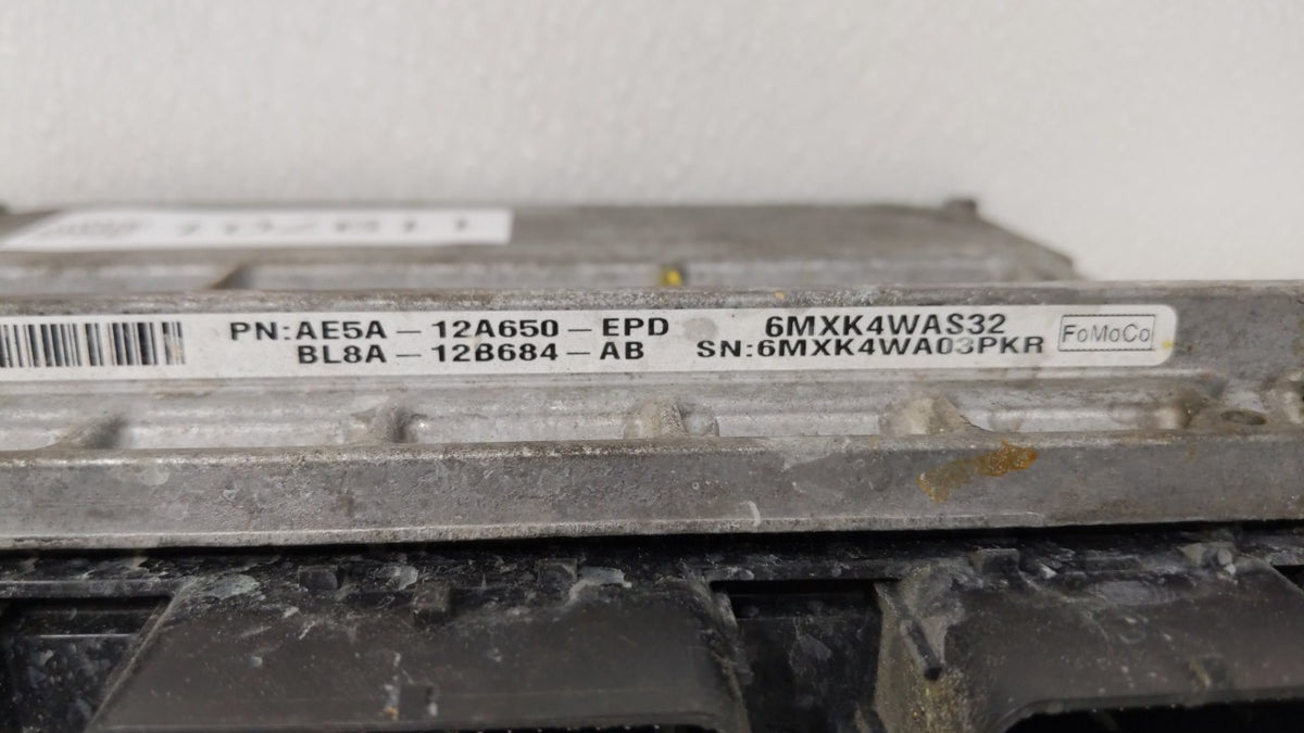 2011 Ford Fusion PCM Engine Control Computer ECU ECM PCU OEM P/N:AE5A-12A650-DFC AE5A-12A650-EPD OEM Used Auto Parts - Oemus
