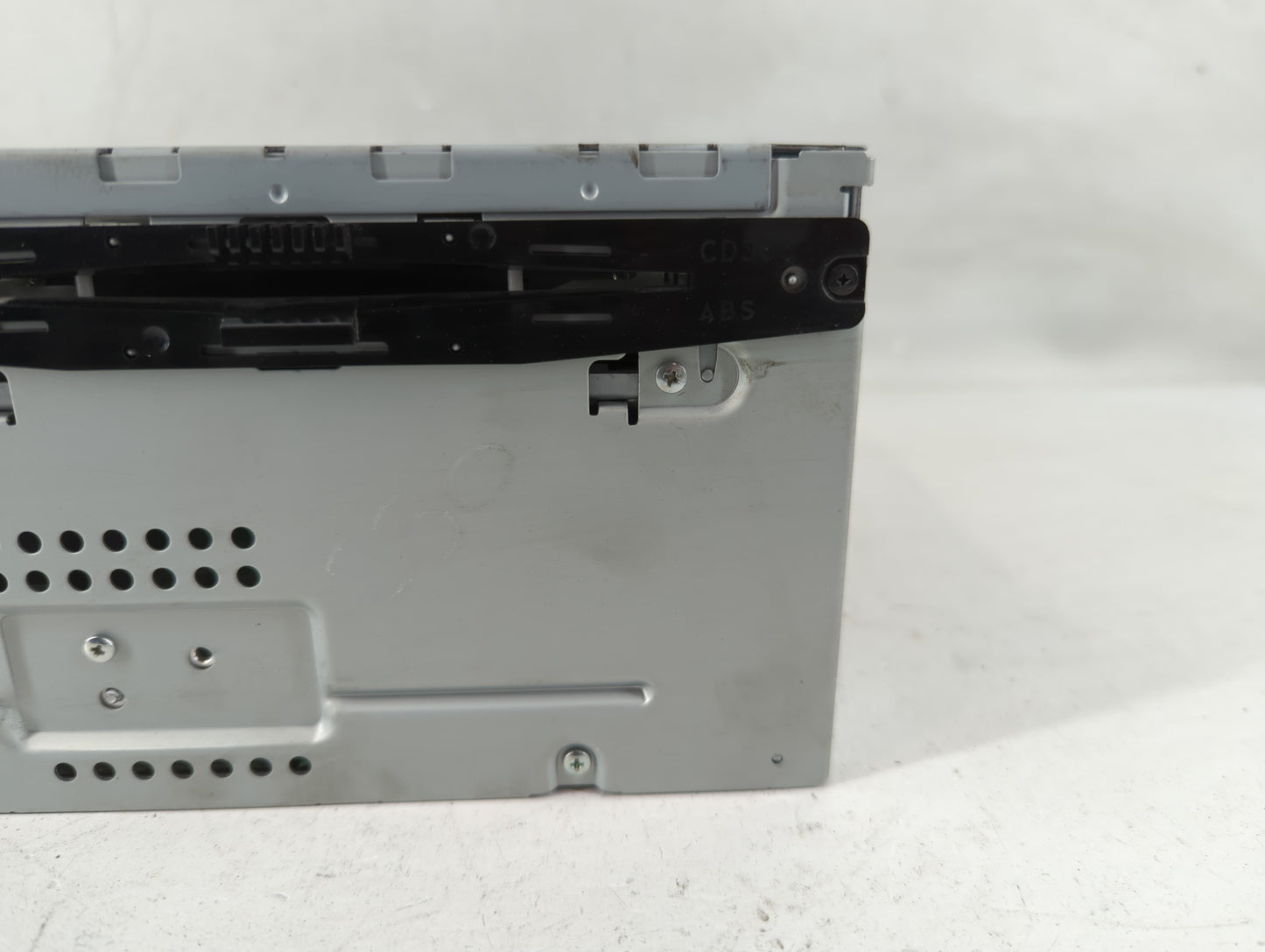 2011-2012 Ford Fusion Radio AM FM Cd Player Receiver Replacement P/N:BE5T-18D822-AB Fits Fits 2011 2012 OEM Used Auto Parts 