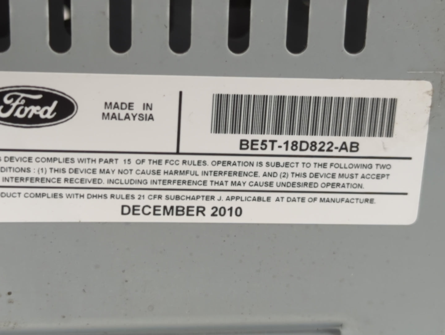 2011-2012 Ford Fusion Radio AM FM Cd Player Receiver Replacement P/N:BE5T-18D822-AB Fits Fits 2011 2012 OEM Used Auto Parts 