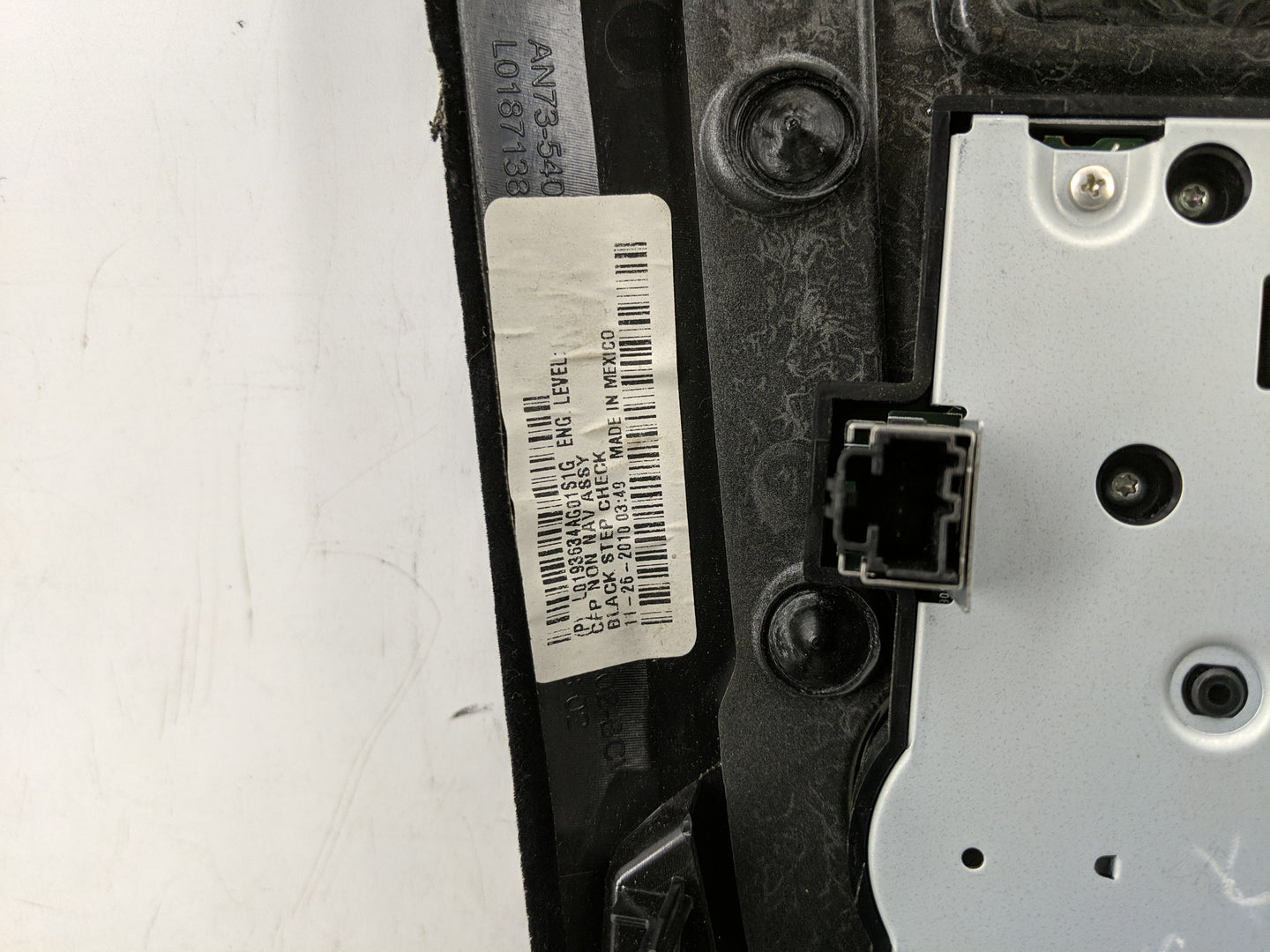 2010-2012 Ford Fusion Radio AM FM Cd Player Receiver Replacement P/N:9E5T-18A802-AE Fits Fits 2010 2011 2012 OEM Used Auto P