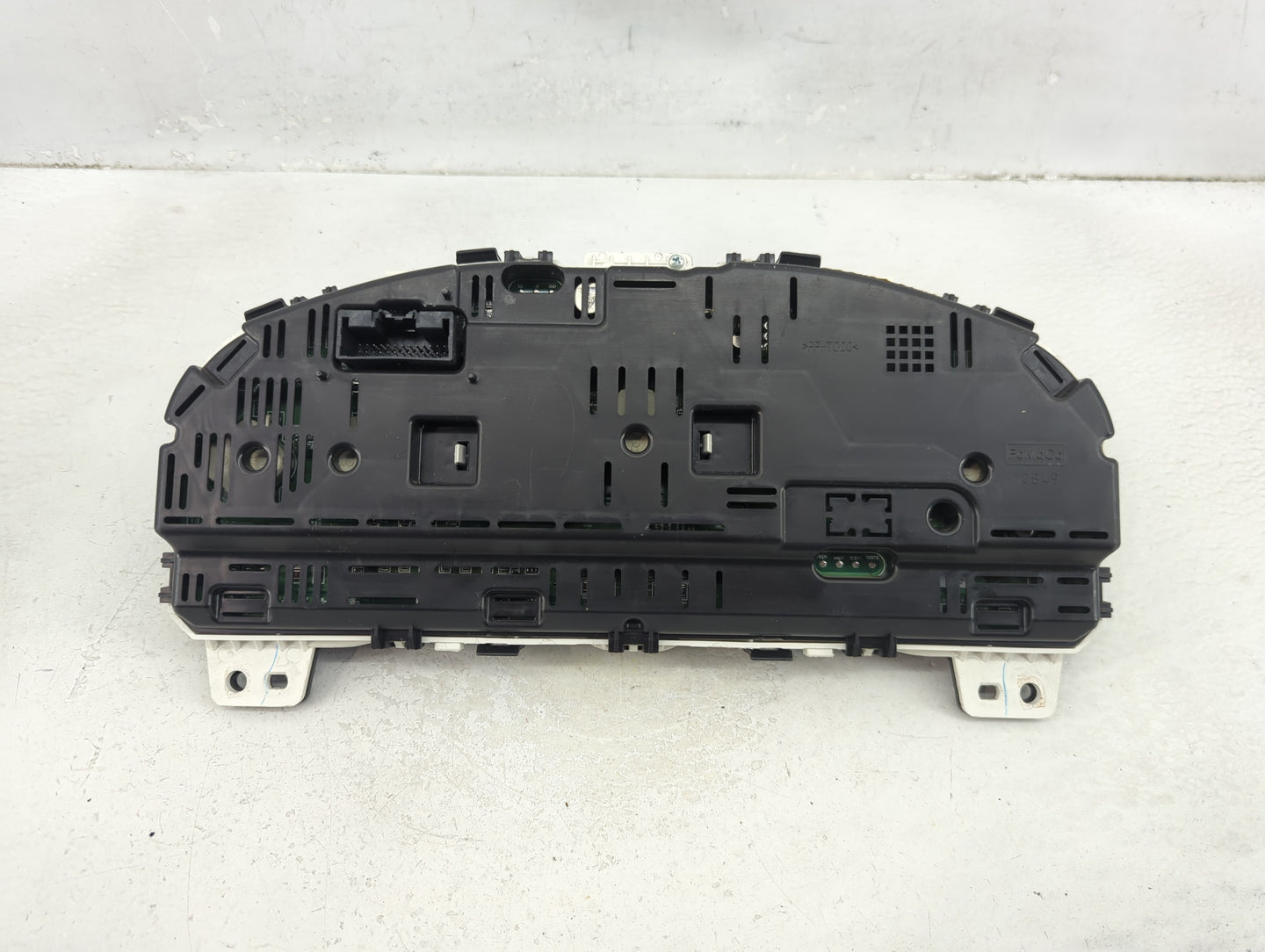 2011 Ford Fusion Instrument Cluster Speedometer Gauges Fits OEM Used Auto Parts - Oemusedautoparts1.com