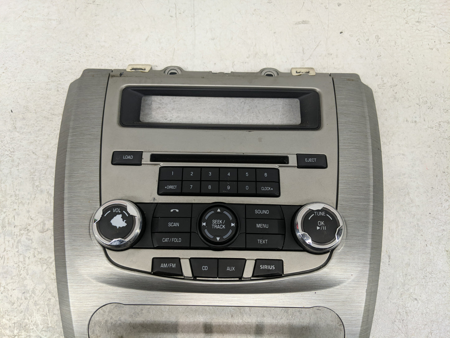 2010-2012 Ford Fusion Radio Control Panel - Oemusedautoparts1.com