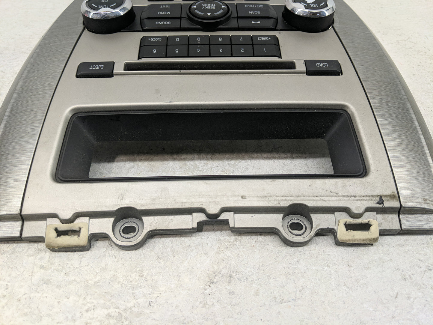 2010-2012 Ford Fusion Radio Control Panel - Oemusedautoparts1.com