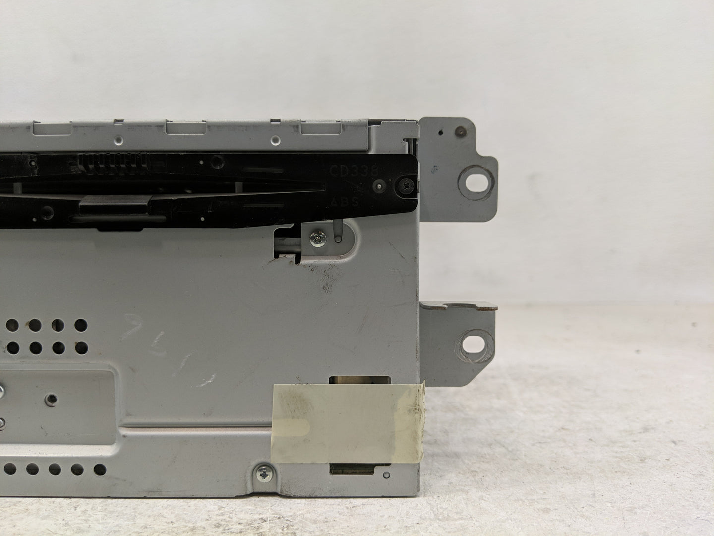 2011-2012 Ford Fusion Radio AM FM Cd Player Receiver Replacement P/N:BE5T-18D822-AA Fits Fits 2011 2012 OEM Used Auto Parts 