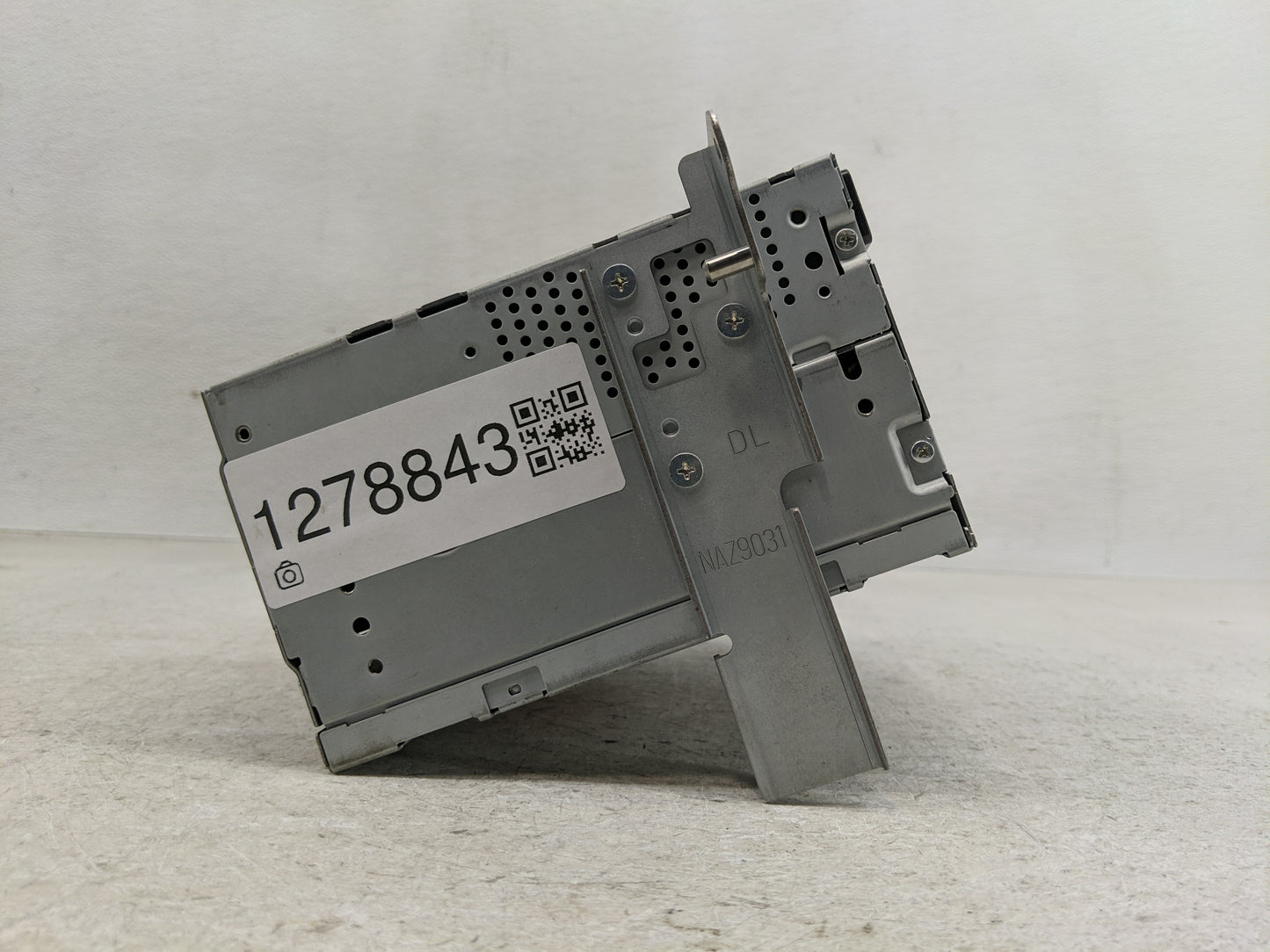 2011-2012 Ford Fusion Radio AM FM Cd Player Receiver Replacement Fits Fits 2011 2012 OEM Used Auto Parts - Oemusedautoparts1