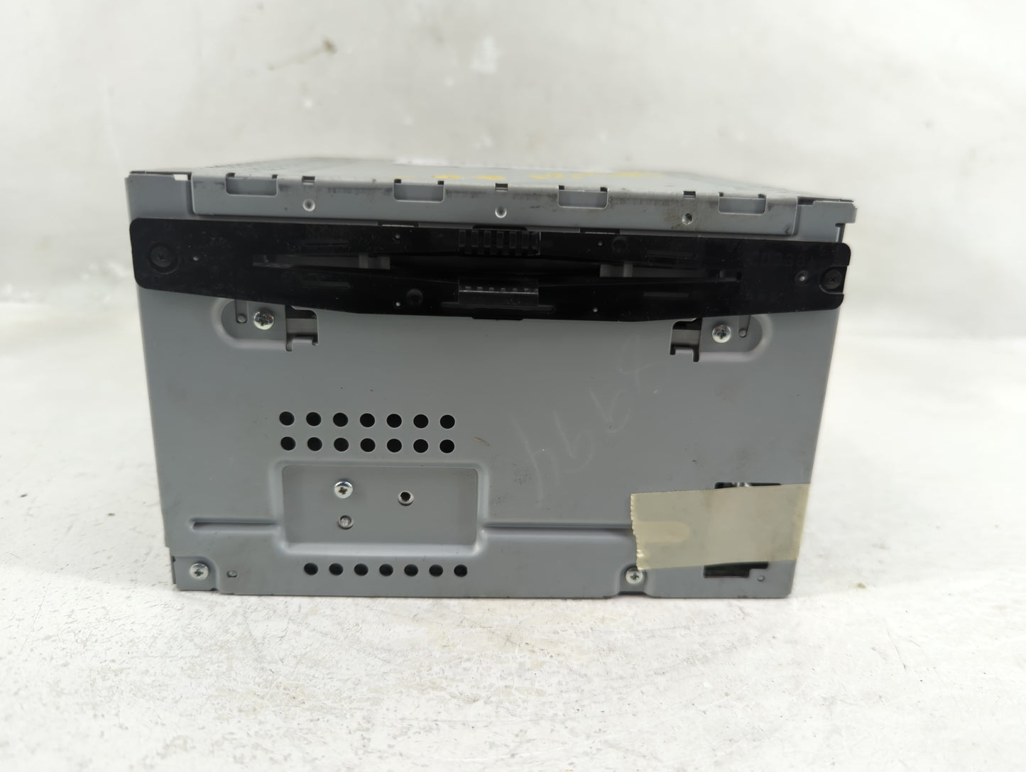 2010-2012 Ford Fusion Radio AM FM Cd Player Receiver Replacement P/N:BE5T-19C157-AA Fits Fits 2010 2011 2012 OEM Used Auto P