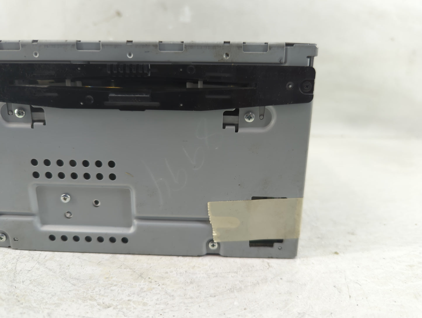 2010-2012 Ford Fusion Radio AM FM Cd Player Receiver Replacement P/N:BE5T-19C157-AA Fits Fits 2010 2011 2012 OEM Used Auto P
